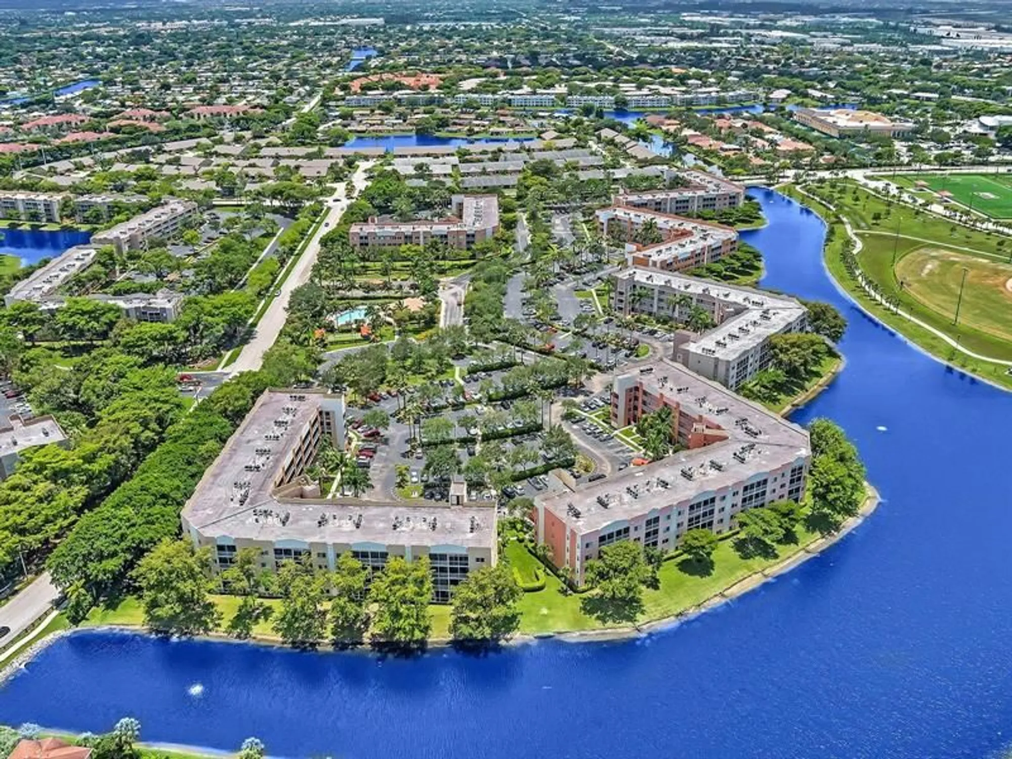 Property Slideshow image 54 of 78 | 7775 yardley dr apt 110, Tamarac, FL, 33321