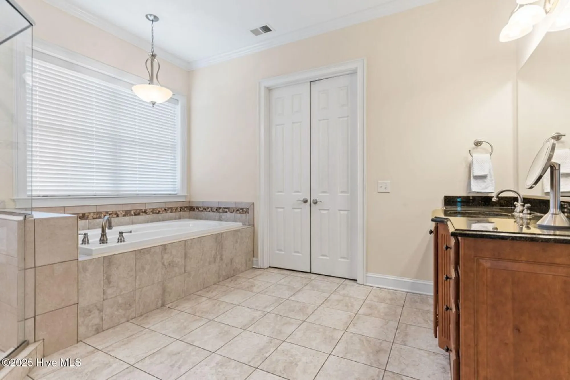 Property Slideshow image 37 of 122 | 6618 dunrobin pt, Ocean Isle Beach, NC, 28469