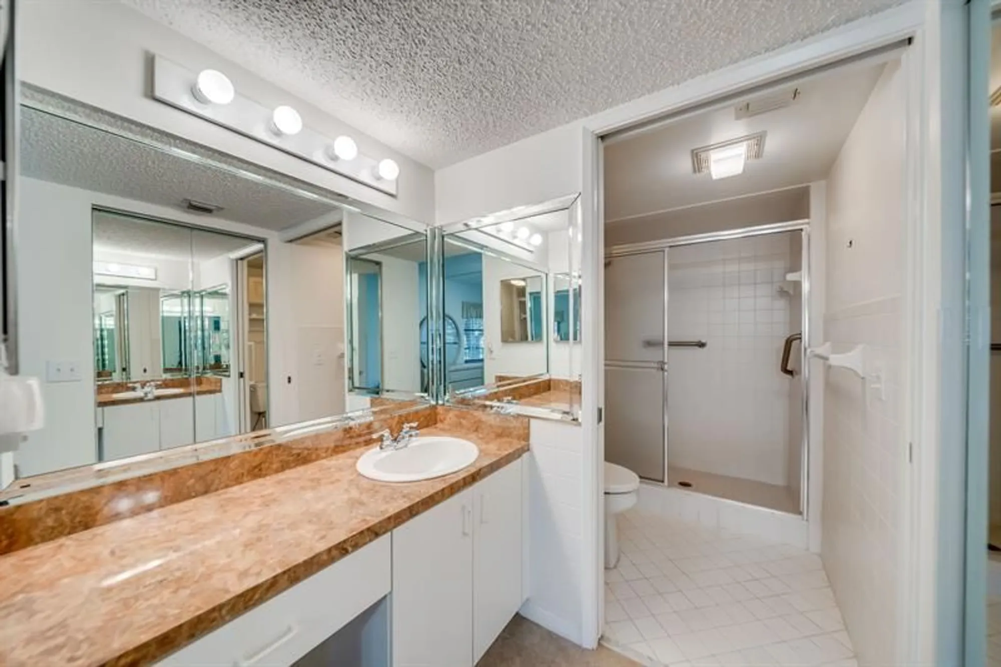 Property Slideshow image 44 of 54 | 13105 sw 16th ct 209l, Pembroke Pines, FL, 33027