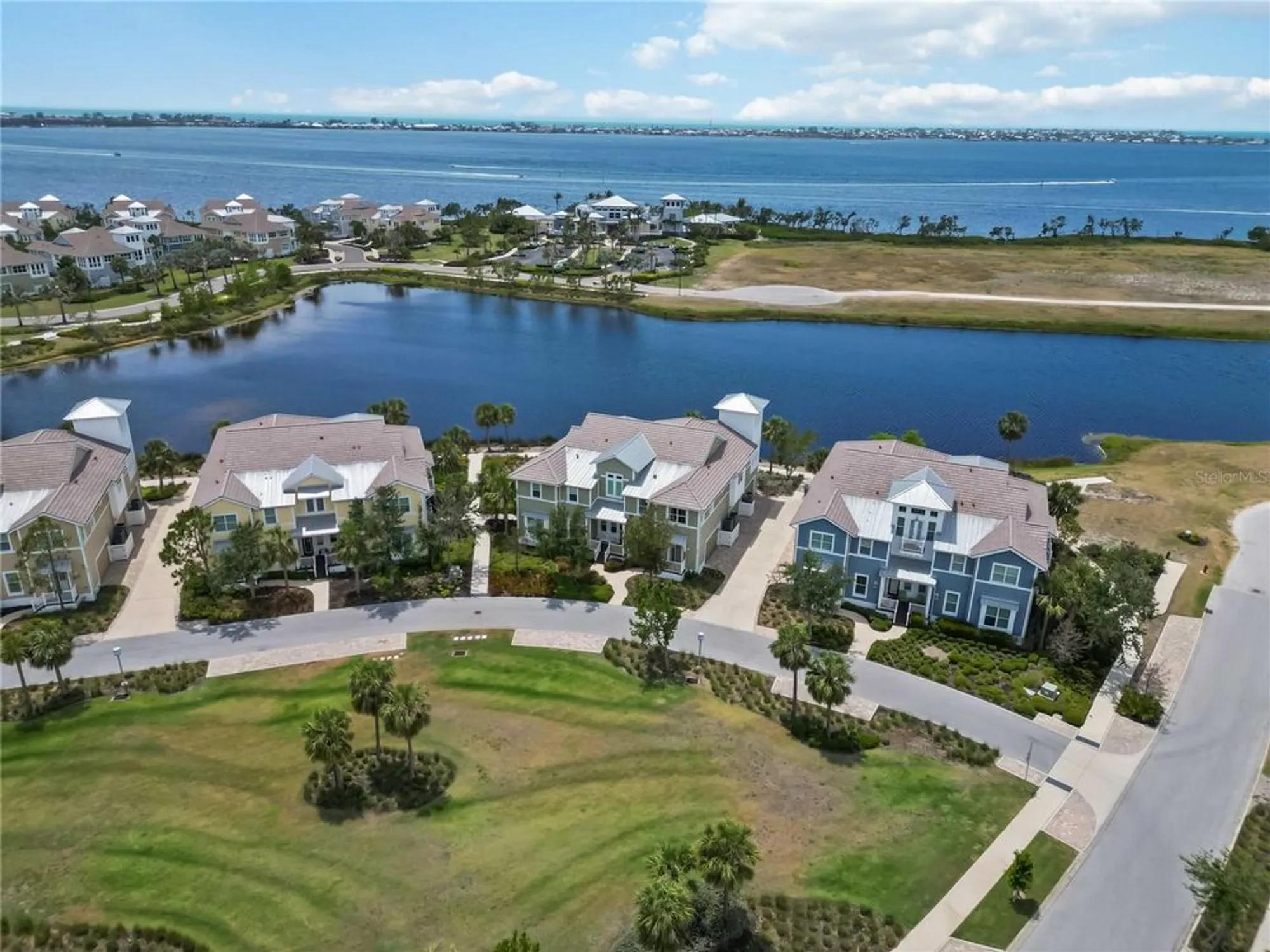 Property Slideshow image 1 of 88 | 230 sapphire lake dr unit 201, Bradenton, FL, 34209