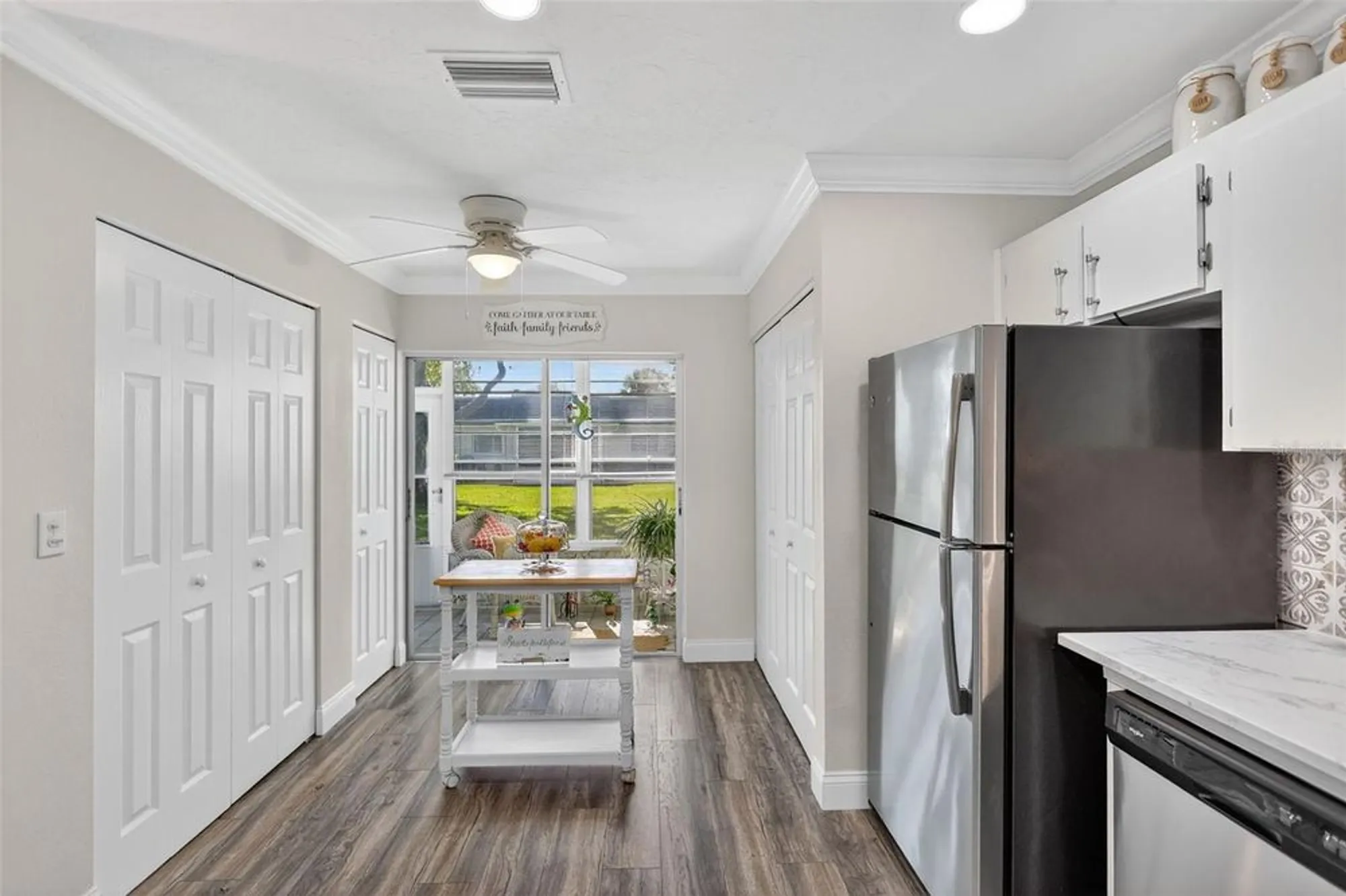 Property Slideshow image 18 of 48 | 4207 34th avenue dr w # 4207, Bradenton, FL, 34205