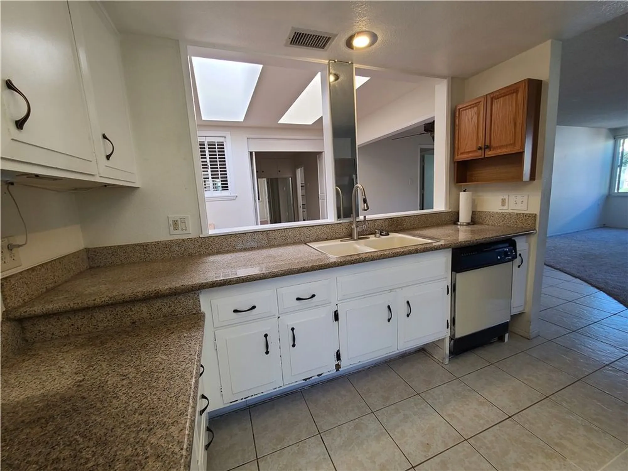 Property Slideshow image 9 of 21 | 494 calle cadiz unit b, Laguna Woods, CA, 92637