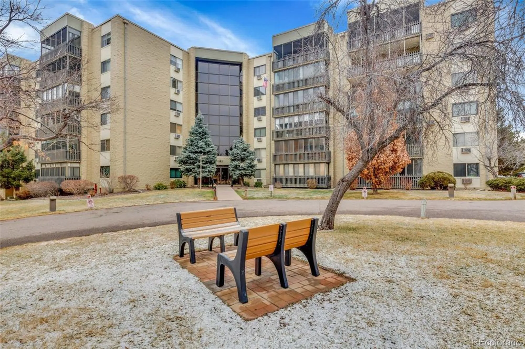 Property Slideshow image 3 of 43 | 13631 e marina dr apt 105, Aurora, CO, 80014