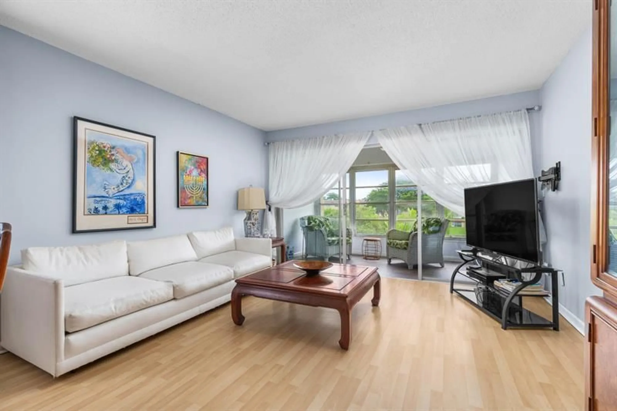 Property Slideshow image 4 of 58 | 5961 nw 61st ave apt 301, Tamarac, FL, 33319