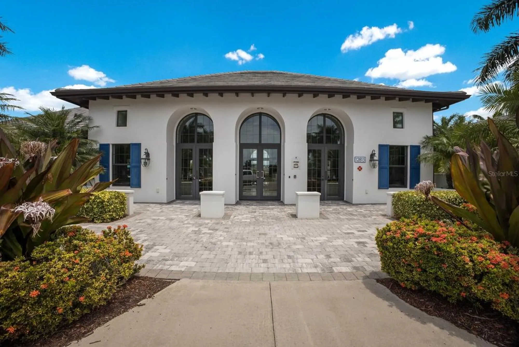 Property Slideshow image 36 of 59 | 2723 sapphire blue ln, Bradenton, FL, 34211