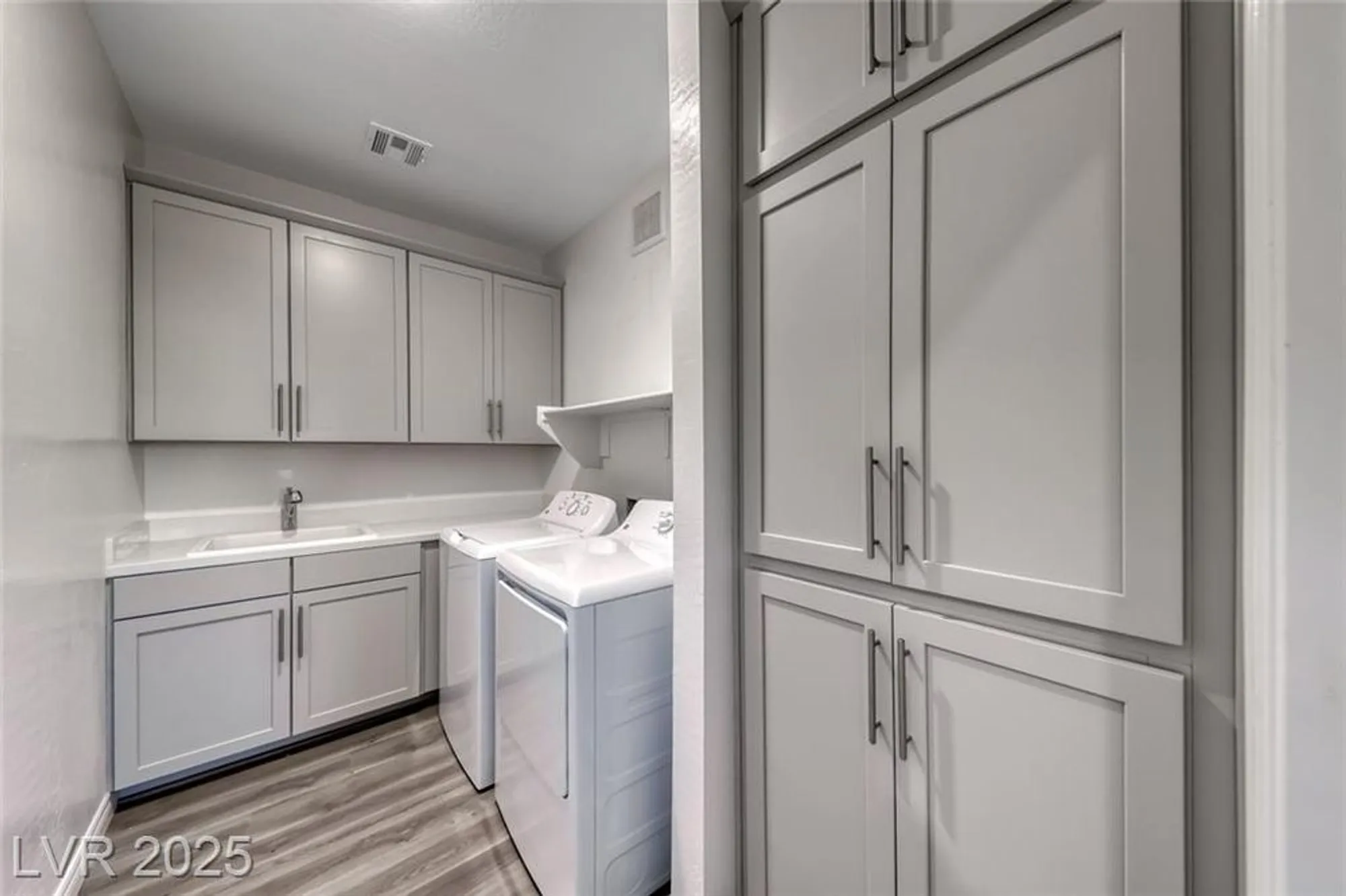 Property Slideshow image 34 of 57 | 2555 hampton rd 9308, Henderson, NV, 89052