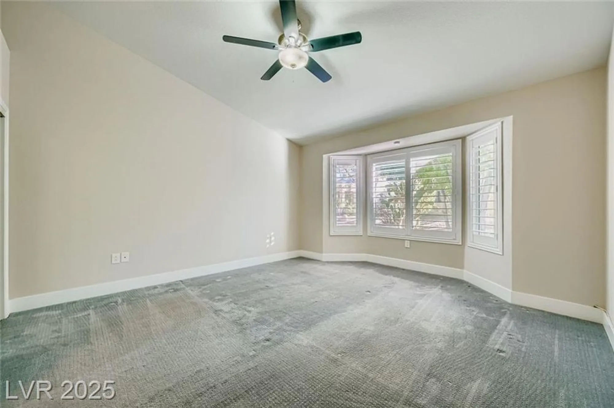 Property Slideshow image 20 of 40 | 9045 firebird dr, Las Vegas, NV, 89134