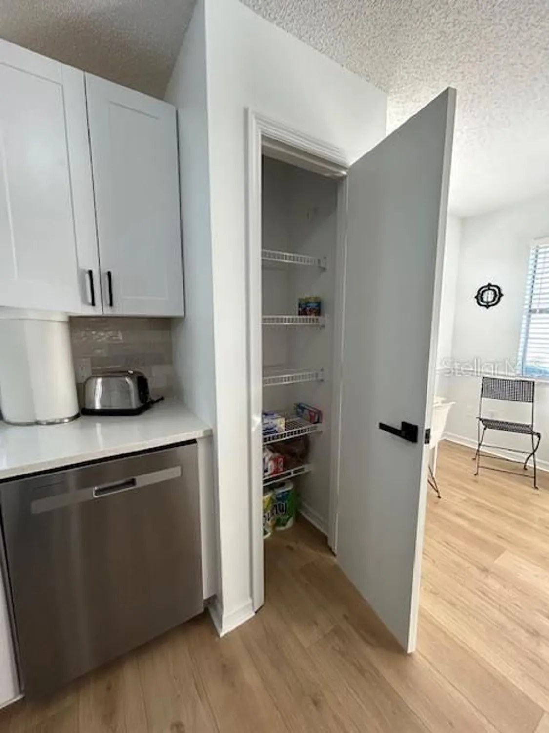 Property Slideshow image 9 of 41 | 528 valencia pl, Lady Lake, FL, 32159