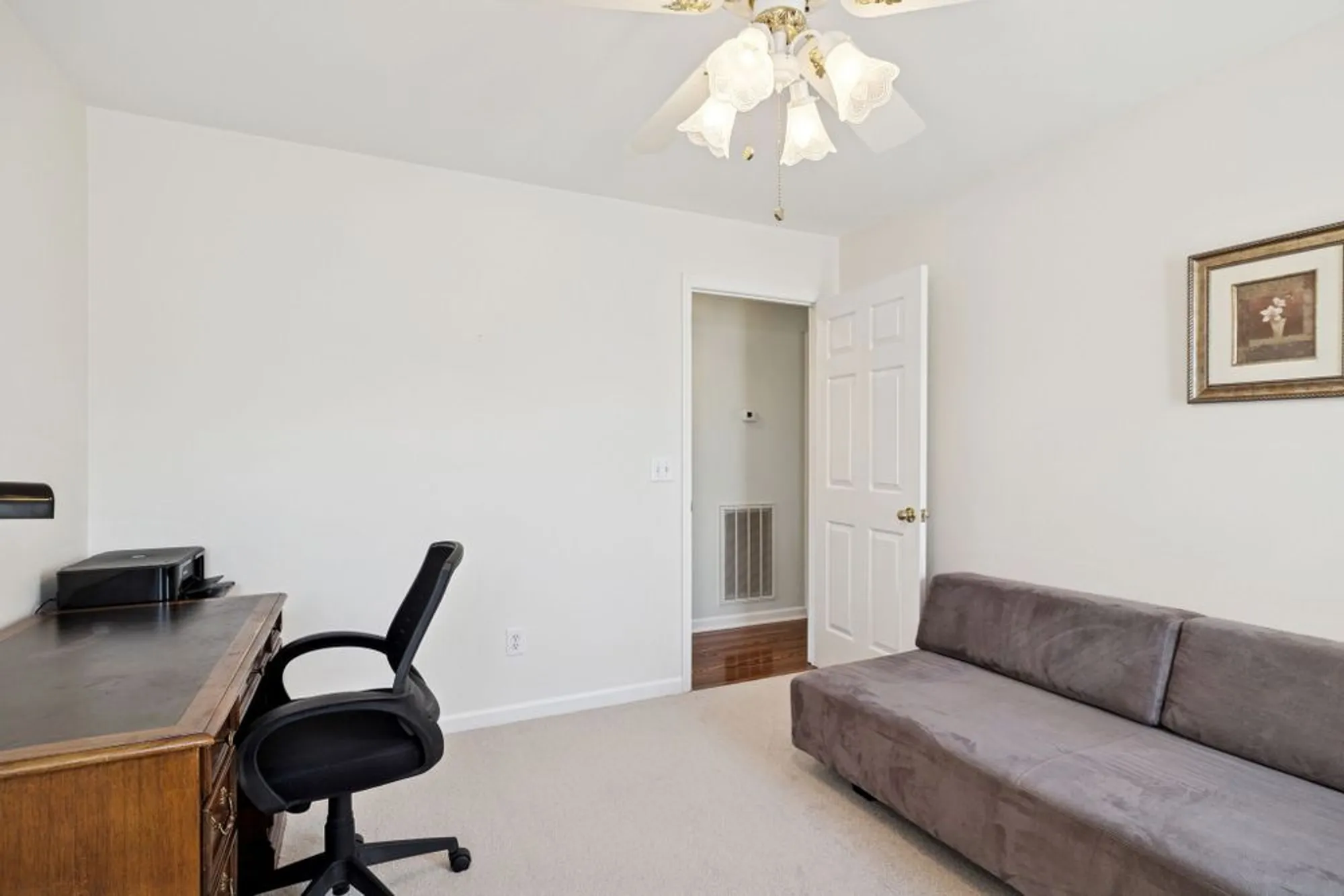 Property Slideshow image 27 of 49 | 117 newsom grn, Nashville, TN, 37221