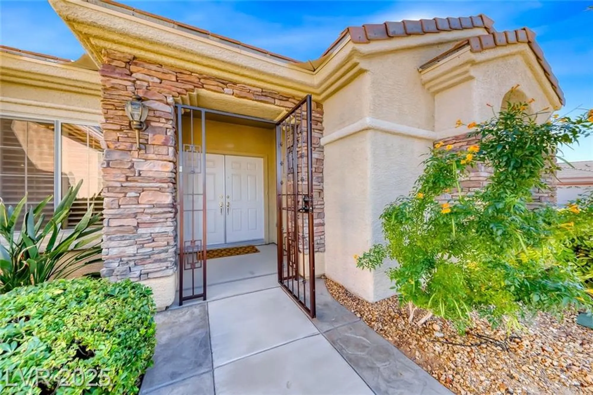 Property Slideshow image 3 of 52 | 1898 wallingford st, Henderson, NV, 89052
