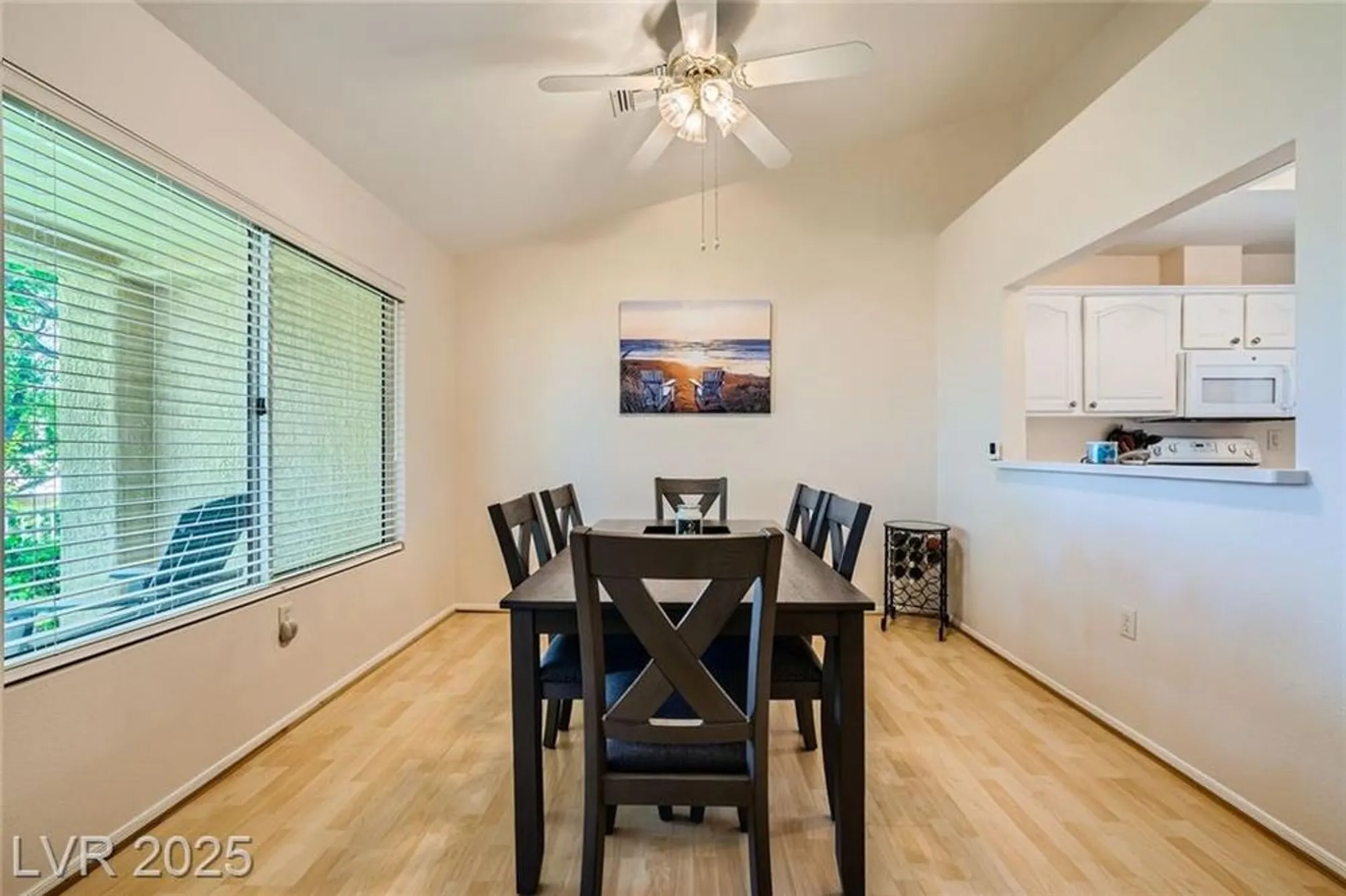 Property Slideshow image 15 of 53 | 9024 starmount dr, Las Vegas, NV, 89134