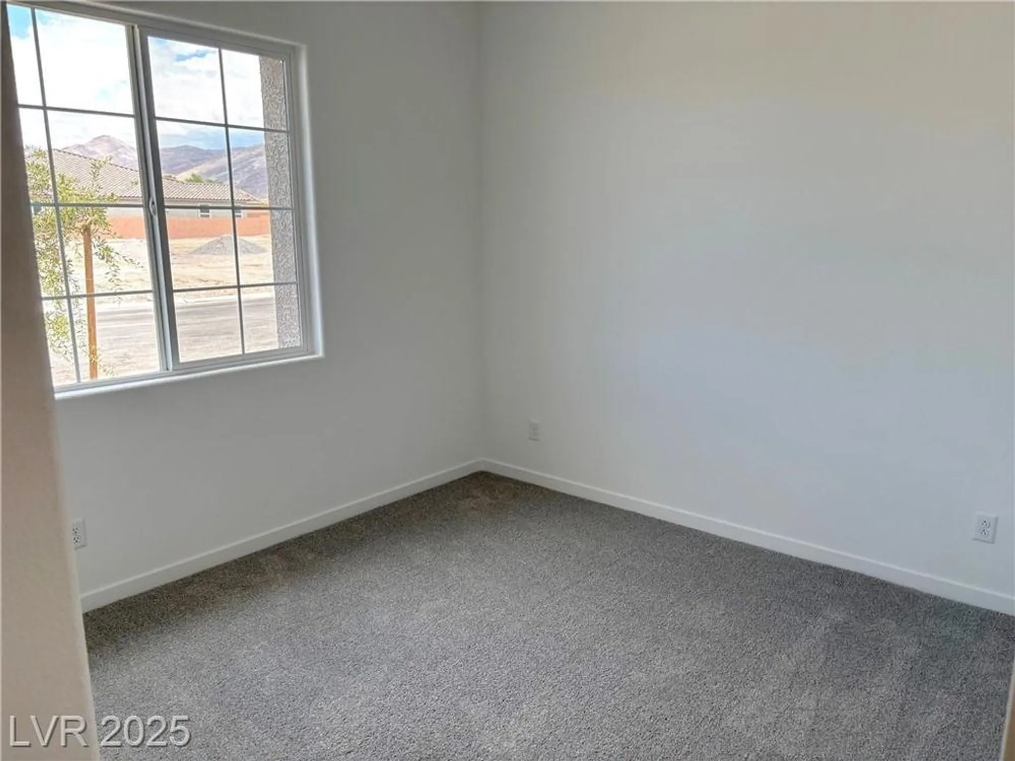 Property Slideshow image 4 of 28 | 5707 victoria falls dr, Pahrump, NV, 89061
