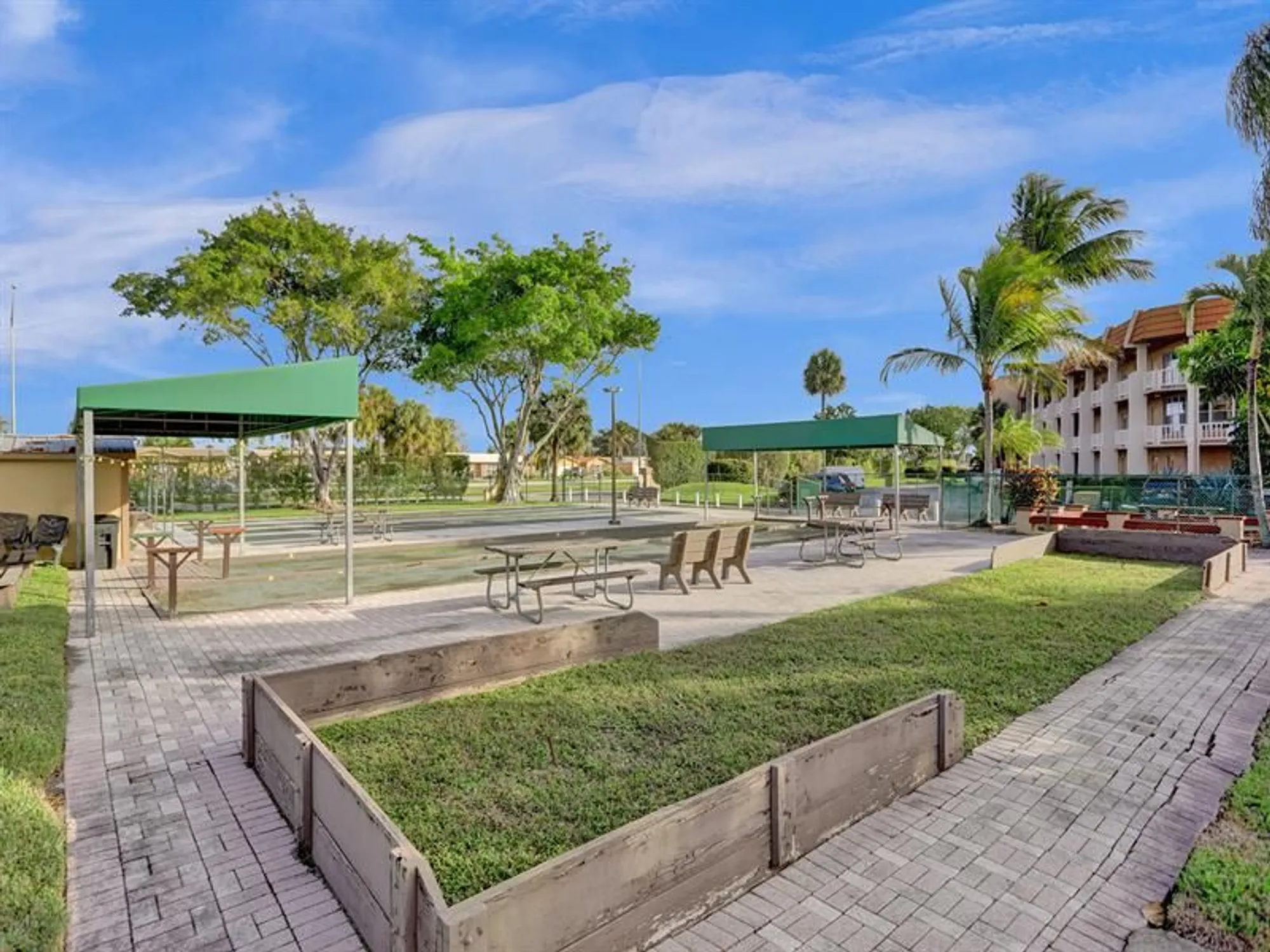 Property Slideshow image 25 of 29 | 6870 royal palm blvd 310m, Margate, FL, 33063