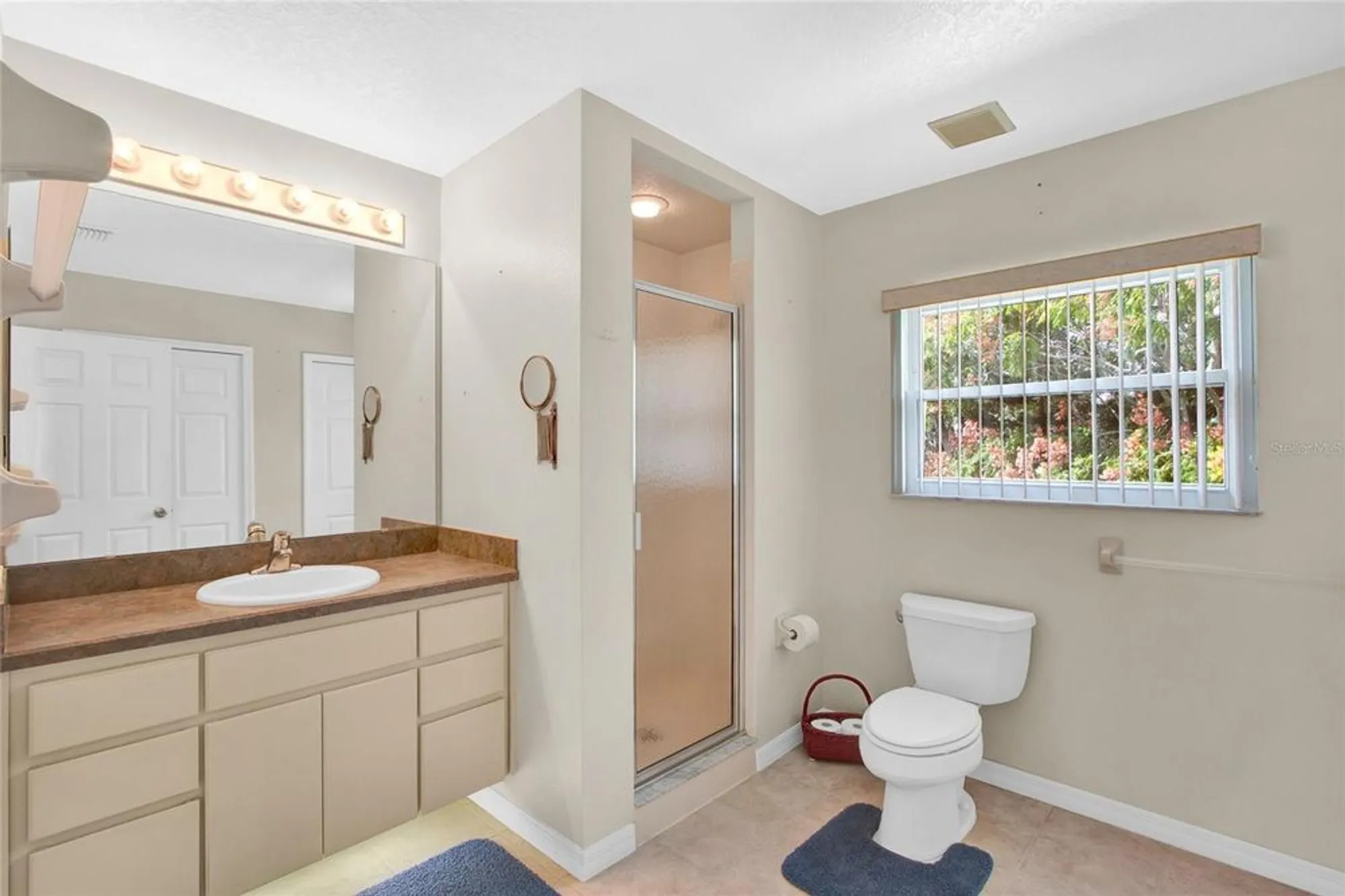 Property Slideshow image 42 of 59 | 5351 aurora dr, Leesburg, FL, 34748
