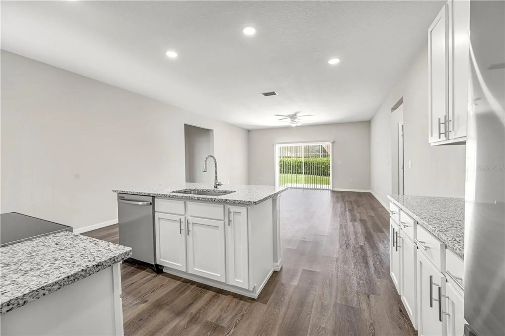 Property Slideshow image 20 of 75 | 10148 duffy cir, Weeki Wachee, FL, 34613