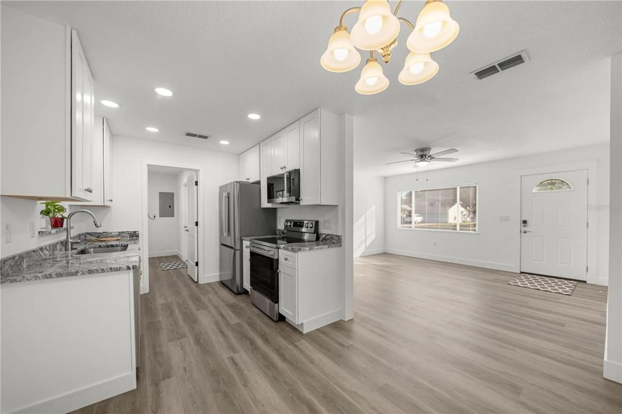 Property Slideshow image 7 of 28 | 11264 sw 77th ct, Ocala, FL, 34476