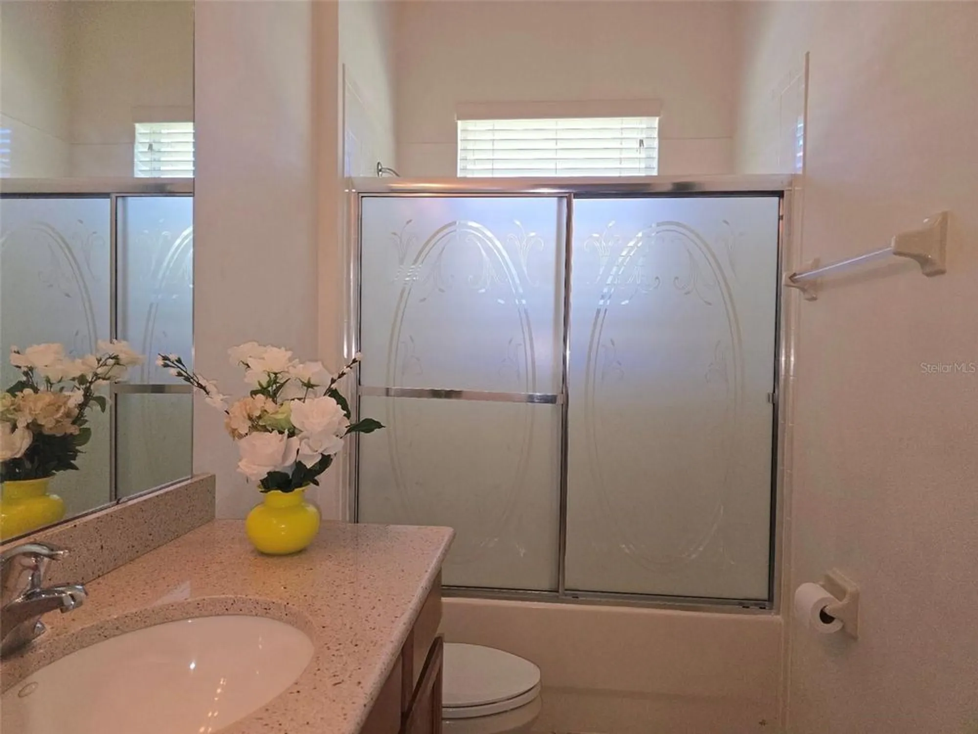 Property Slideshow image 21 of 49 | 108 crescent moon dr, Groveland, FL, 34736