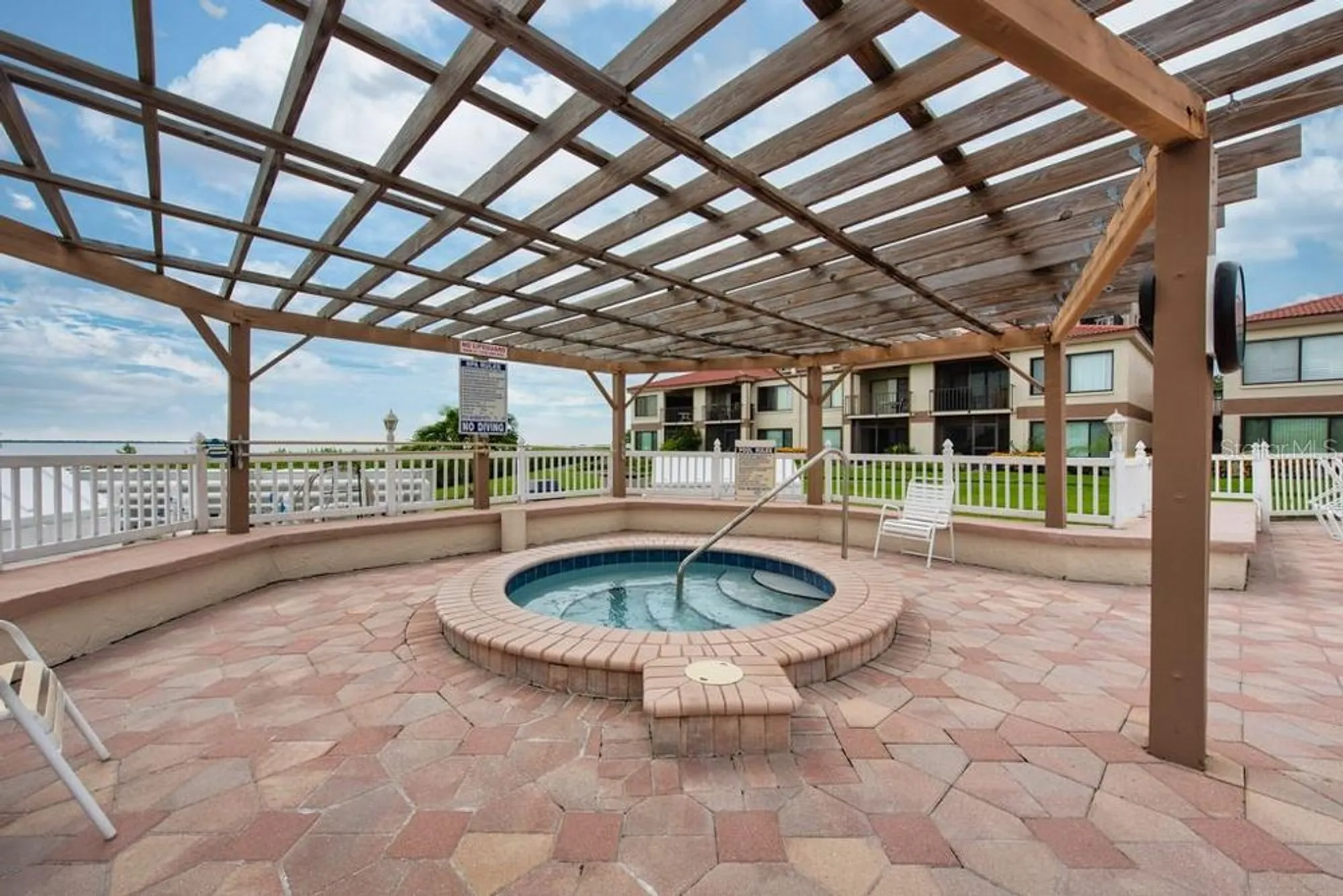 Property Slideshow image 4 of 45 | 6219 palma del mar blvd s apt 114, St Petersburg, FL, 33715