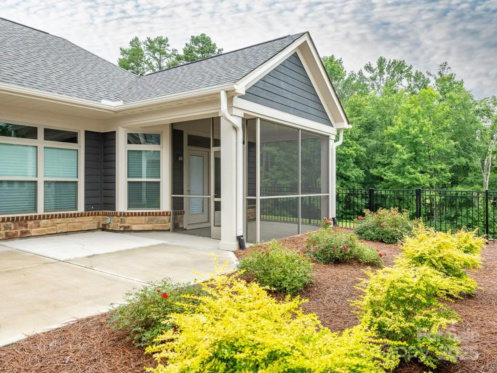 Property Slideshow image 11 of 48 | 1346 millview ln, Matthews, NC, 28104