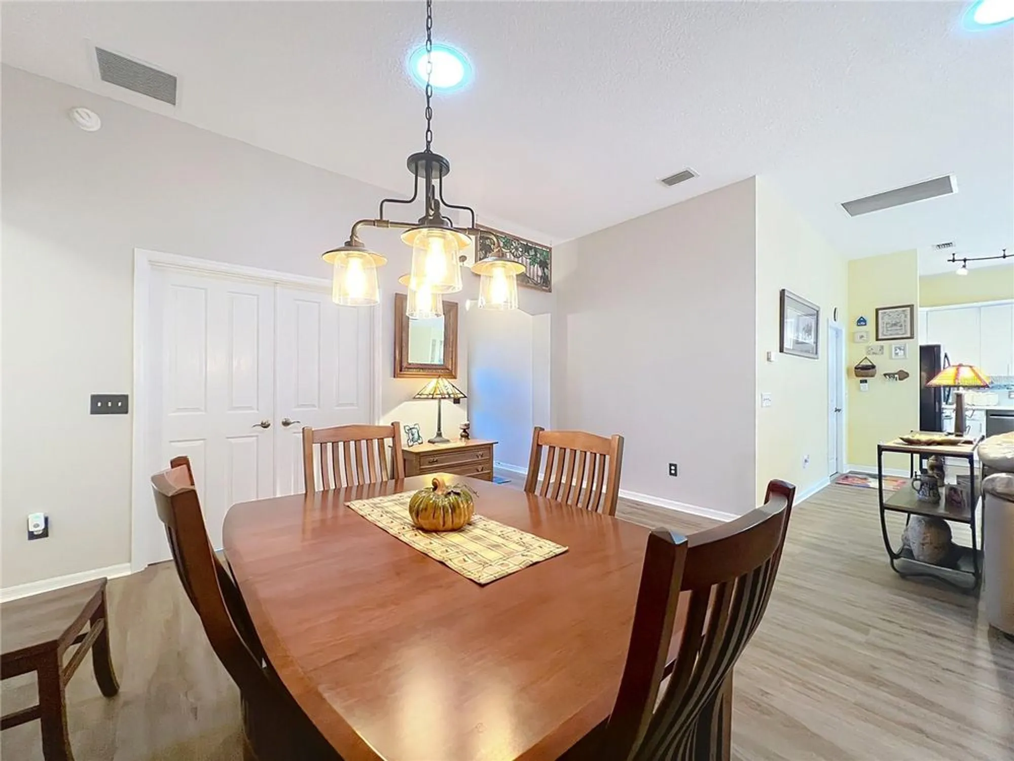 Property Slideshow image 11 of 55 | 17430 se 71st birchbrook ave, The Villages, FL, 32162