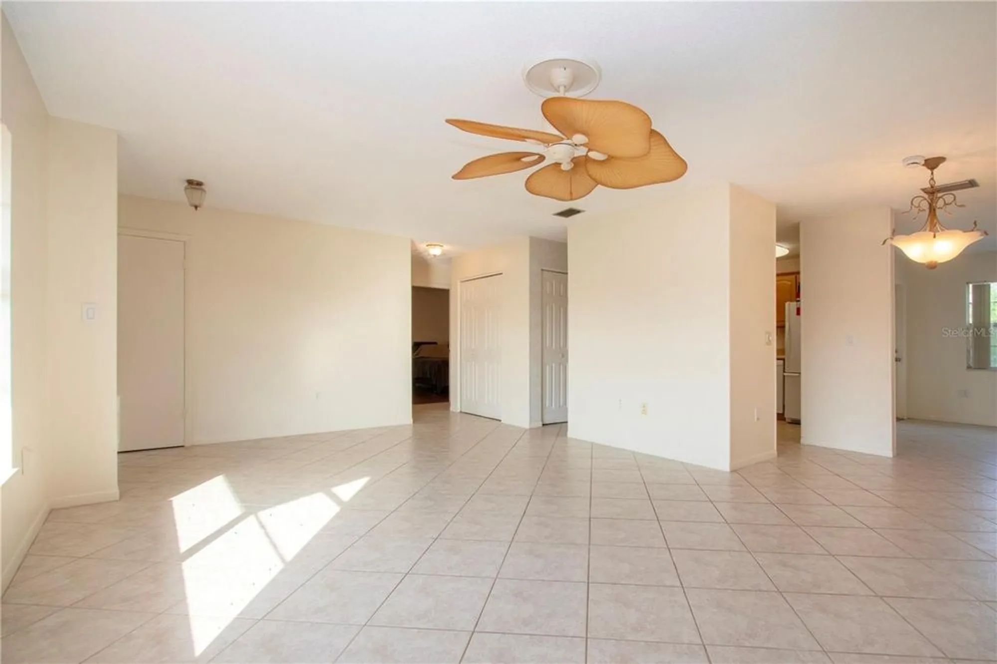 Property Slideshow image 8 of 37 | 1730 w del webb blvd, Sun City Center, FL, 33573