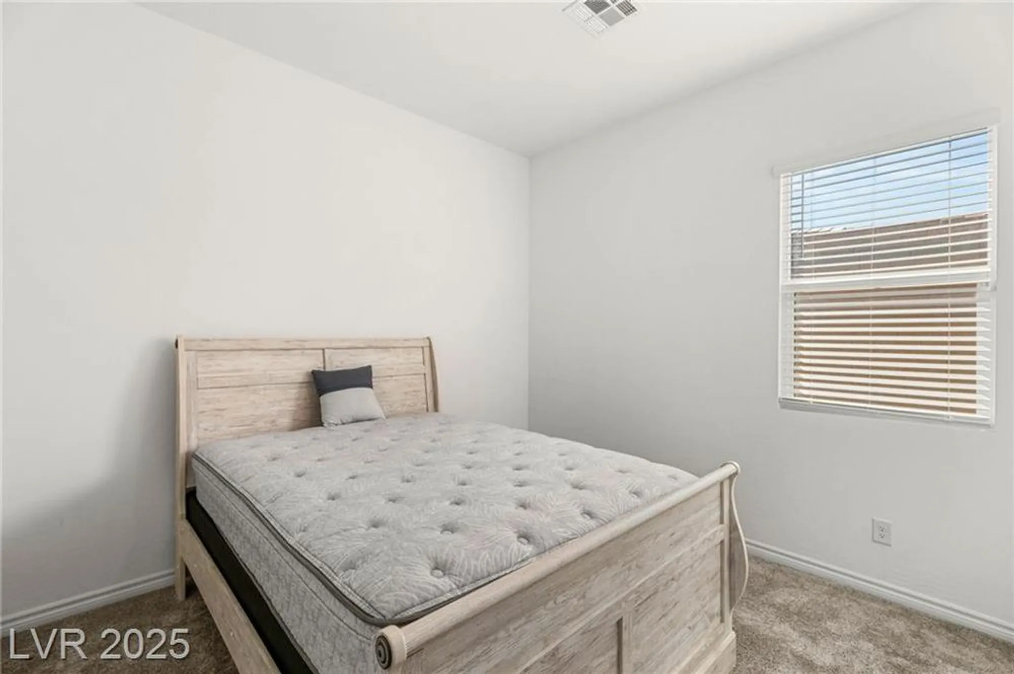 Property Slideshow image 25 of 42 | 116 juliette pointe ln, Henderson, NV, 89011