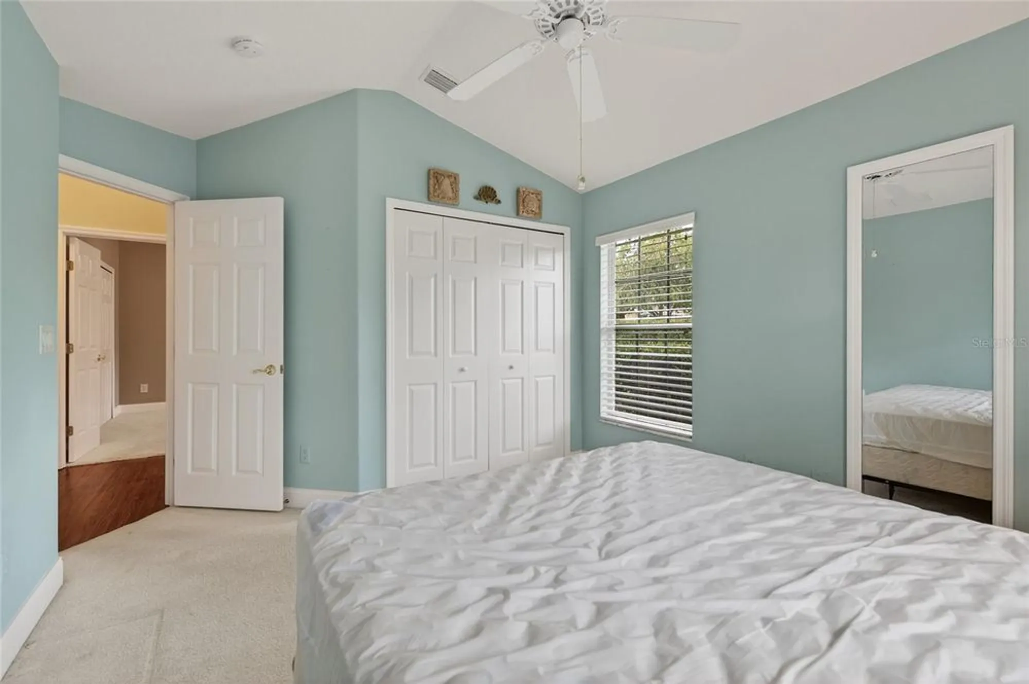 Property Slideshow image 21 of 46 | 5402 swordfern ct, Port Orange, FL, 32128