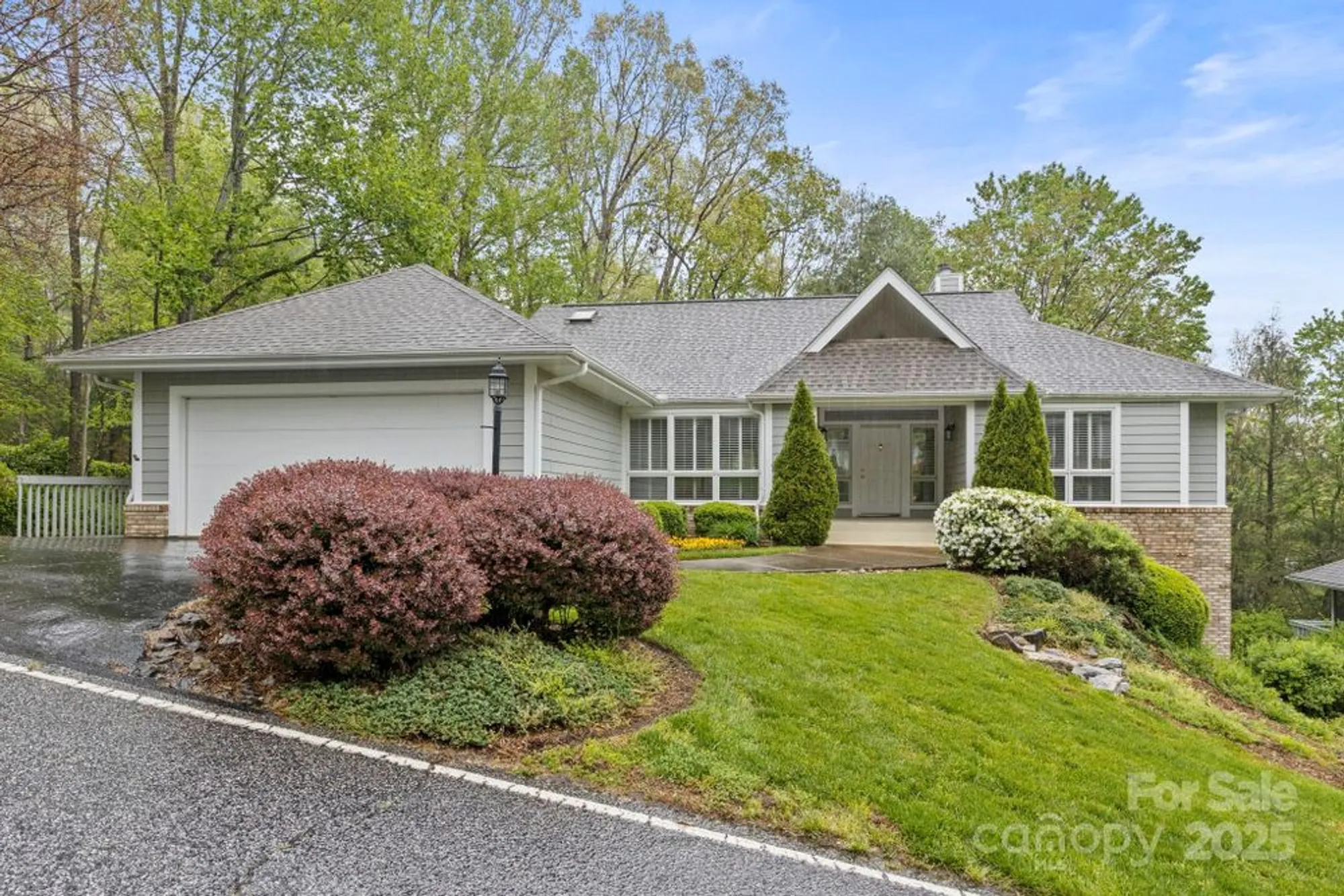 Property Slideshow image 2 of 33 | 111 broadmoor dr 19, Flat Rock, NC, 28731