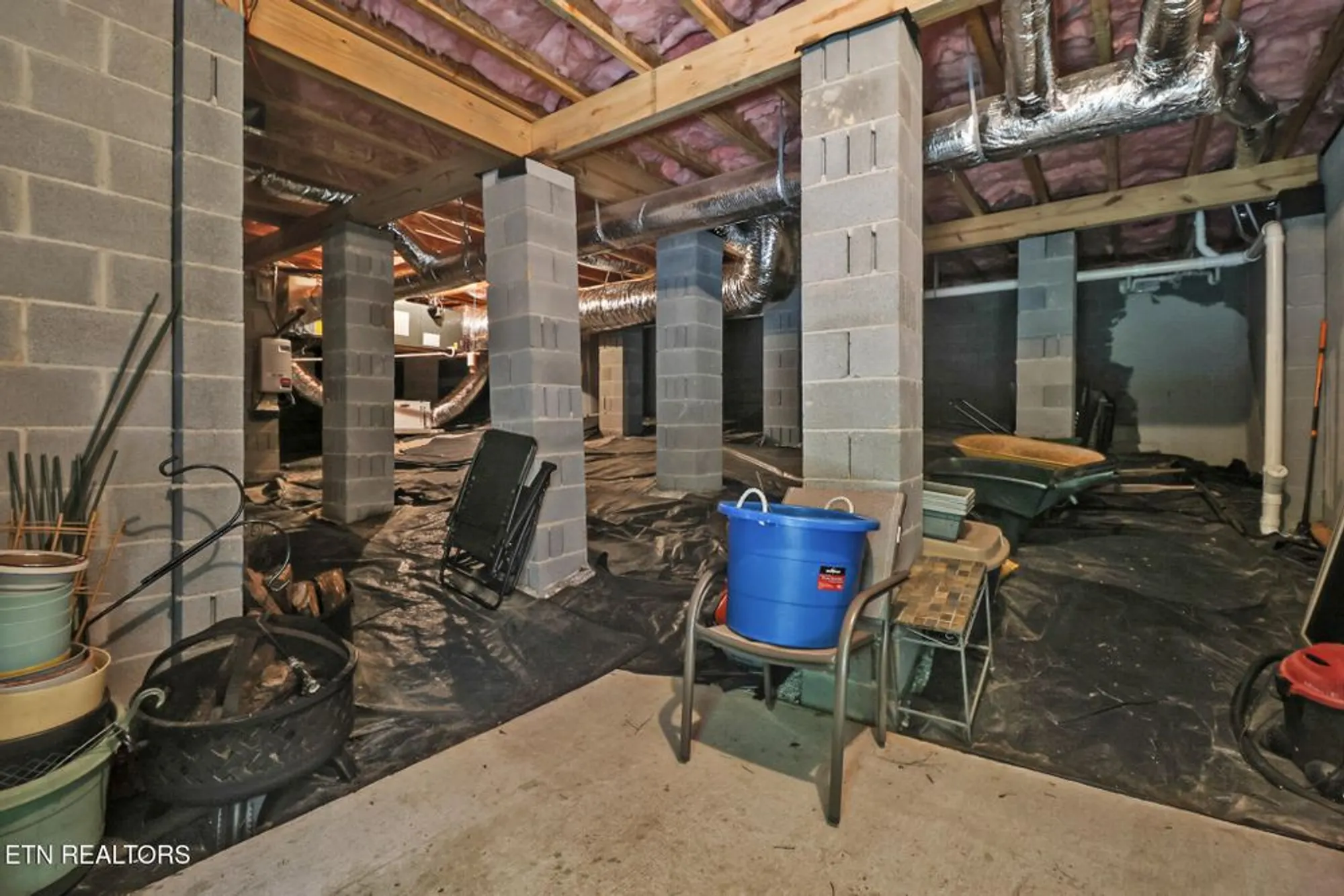 Property Slideshow image 37 of 46 | 169 forest view dr, Crossville, TN, 38558