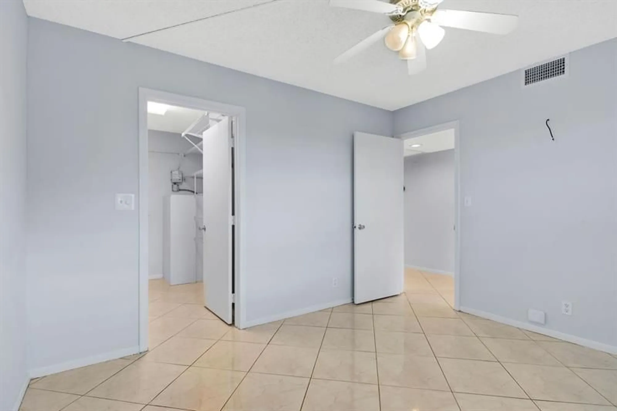 Property Slideshow image 14 of 33 | 1606 abaco dr e4, Coconut Creek, FL, 33066