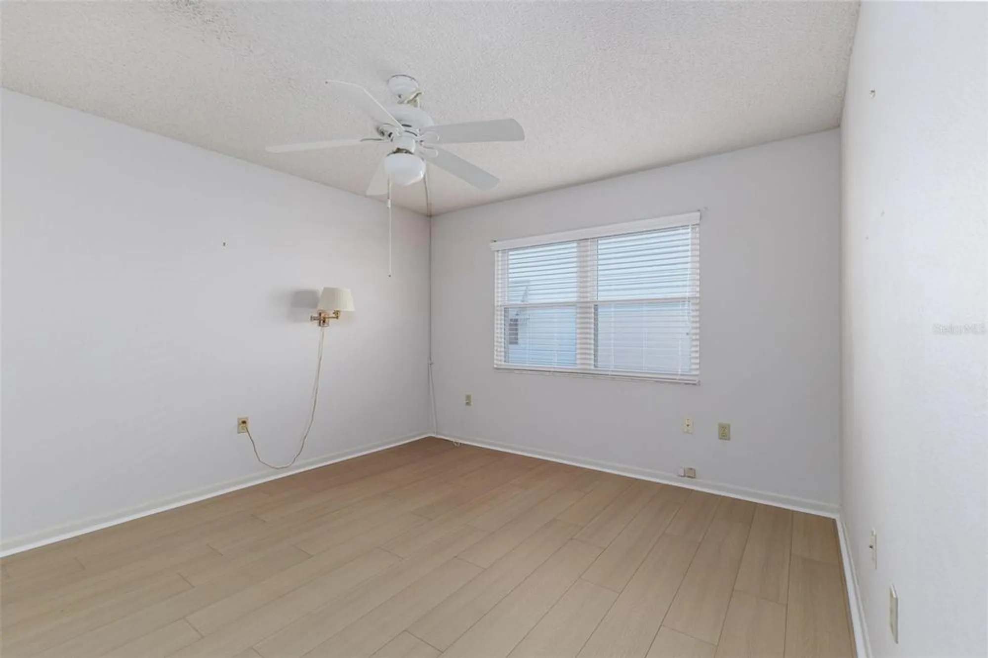 Property Slideshow image 27 of 39 | 4850 squire hollow dr, Lakeland, FL, 33811