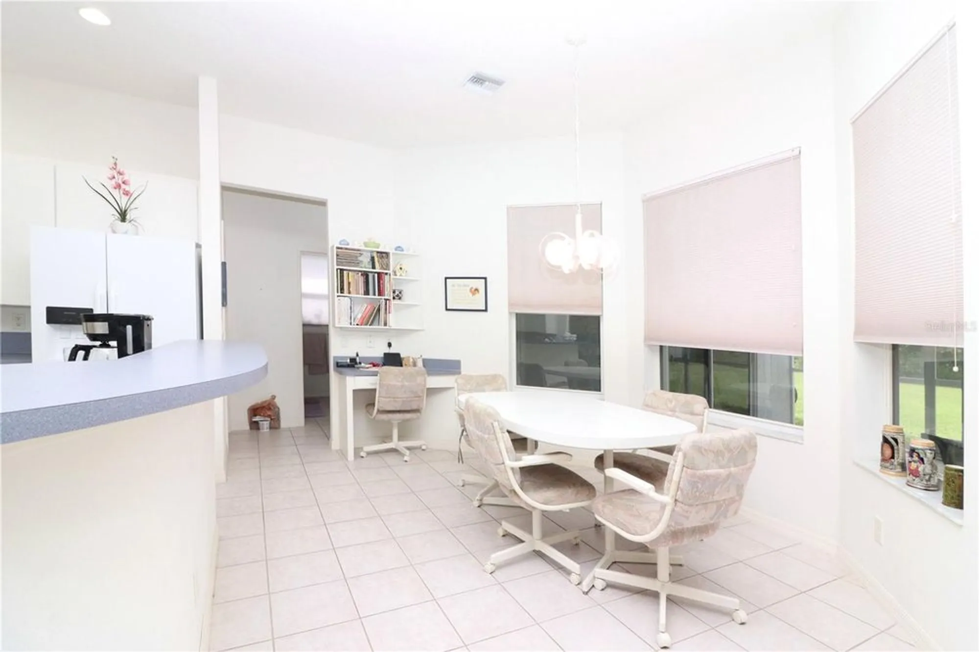 Property Slideshow image 10 of 49 | 22125 draw bridge dr, Leesburg, FL, 34748