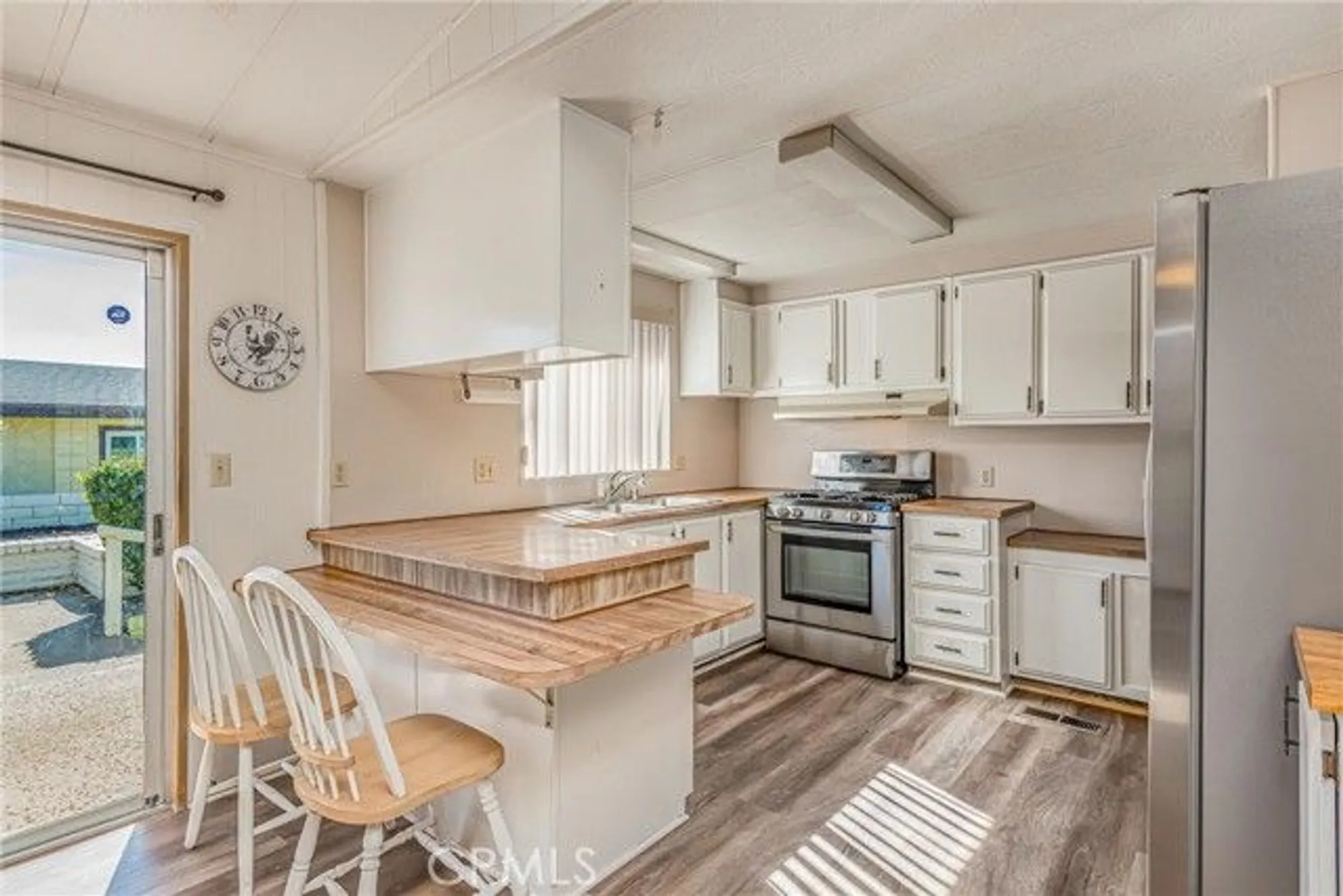 Property Slideshow image 9 of 37 | 3800 w wilson st spc 14, Banning, CA, 92220