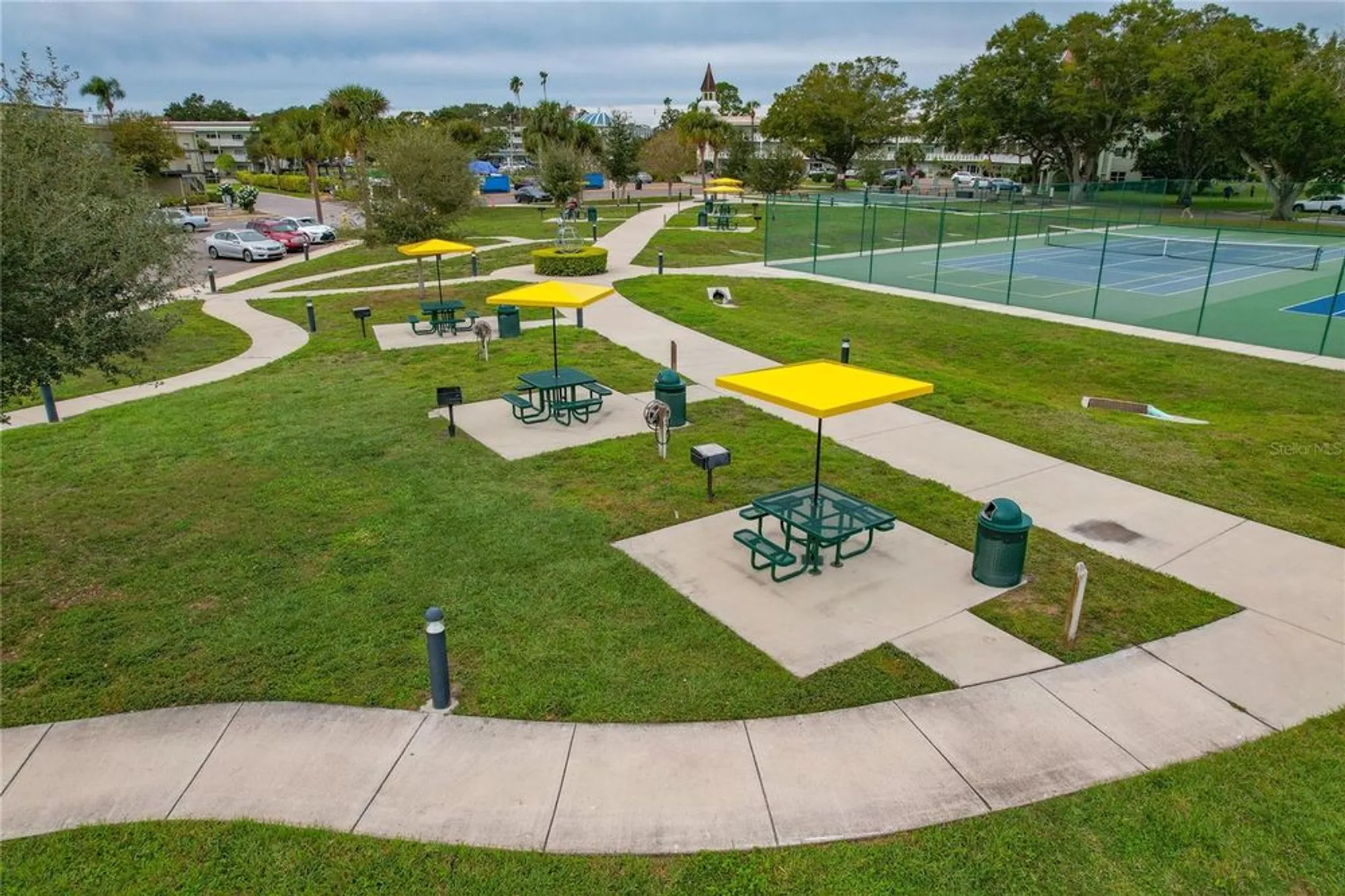 Property Slideshow image 29 of 39 | 2458 columbia dr 68, Clearwater, FL, 33763