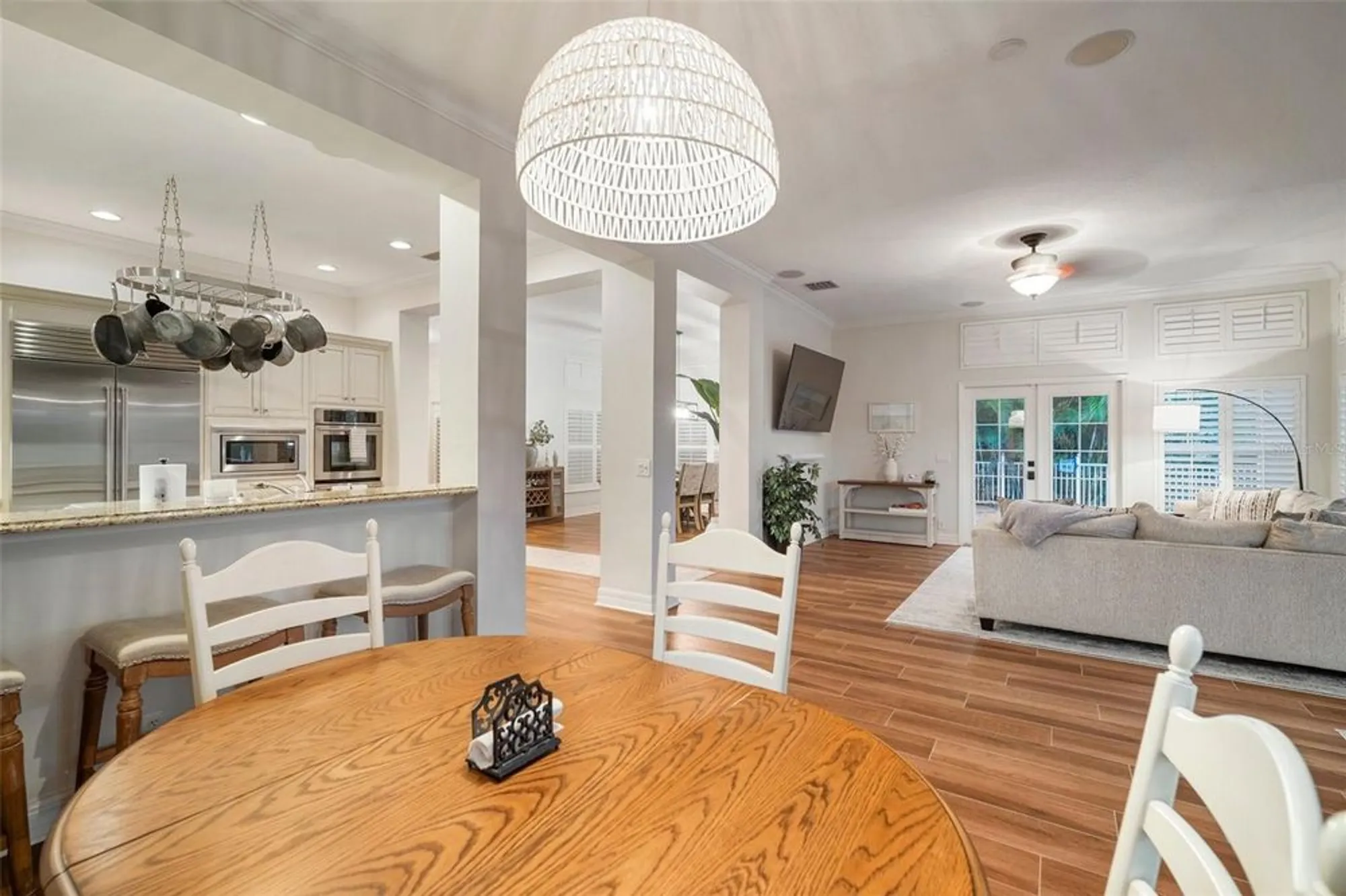 Property Slideshow image 22 of 94 | 825 islebay dr, Apollo Beach, FL, 33572