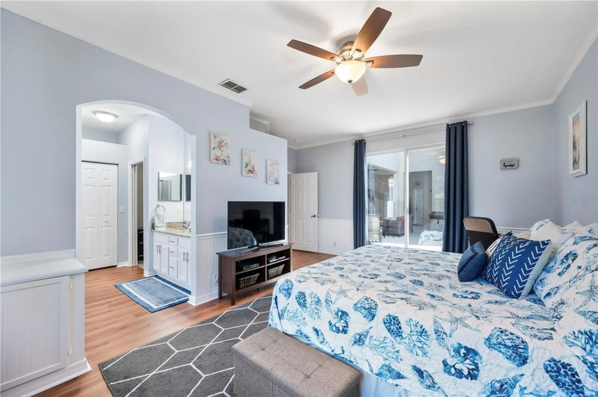 Property Slideshow image 23 of 41 | 4015 windchime ln, Lakeland, FL, 33811