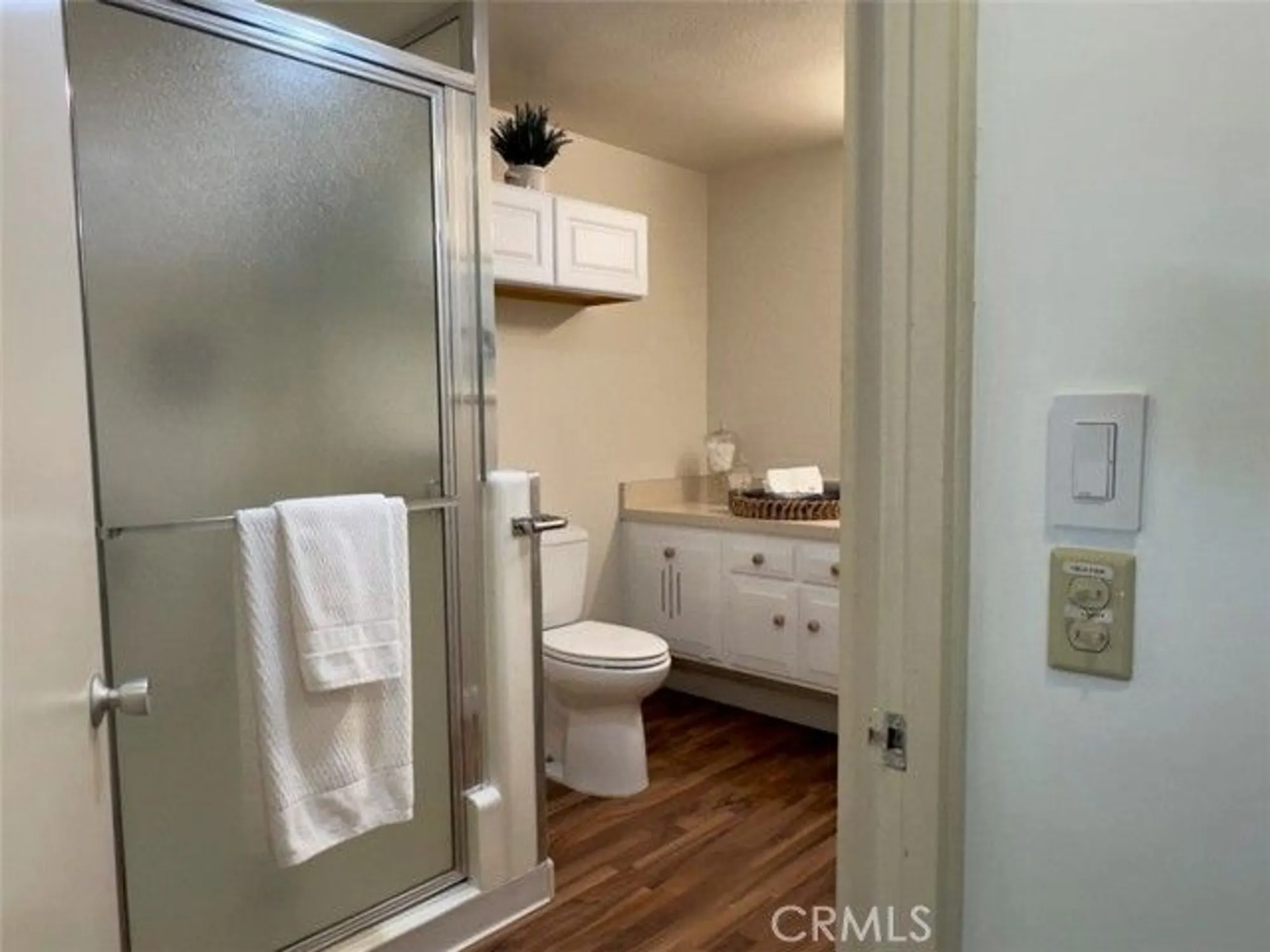 Property Slideshow image 26 of 38 | 13421 del monte dr, Seal Beach, CA, 90740