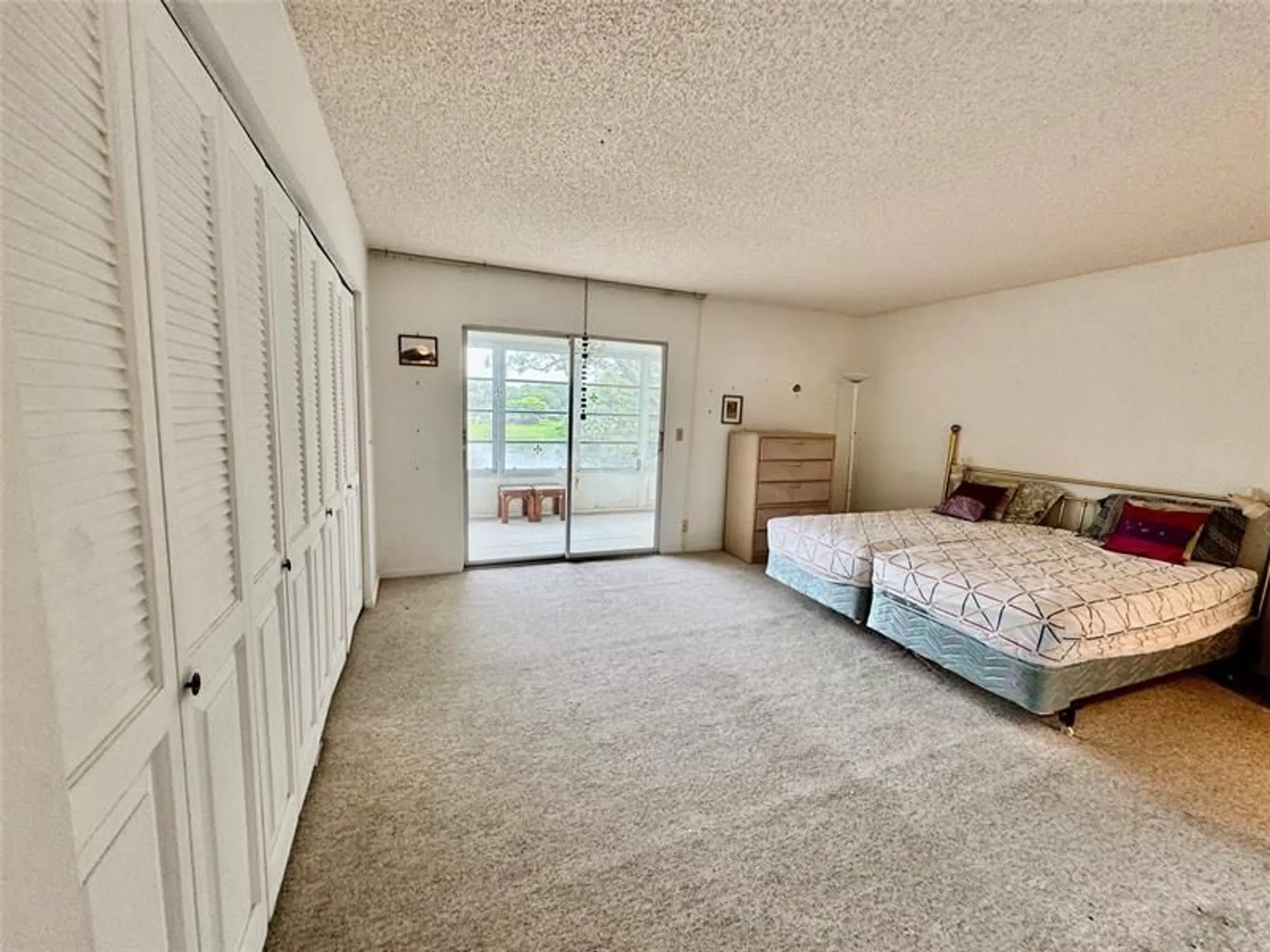 Property Slideshow image 15 of 36 | 2029 cambridge b # 2029, Deerfield Beach, FL, 33442