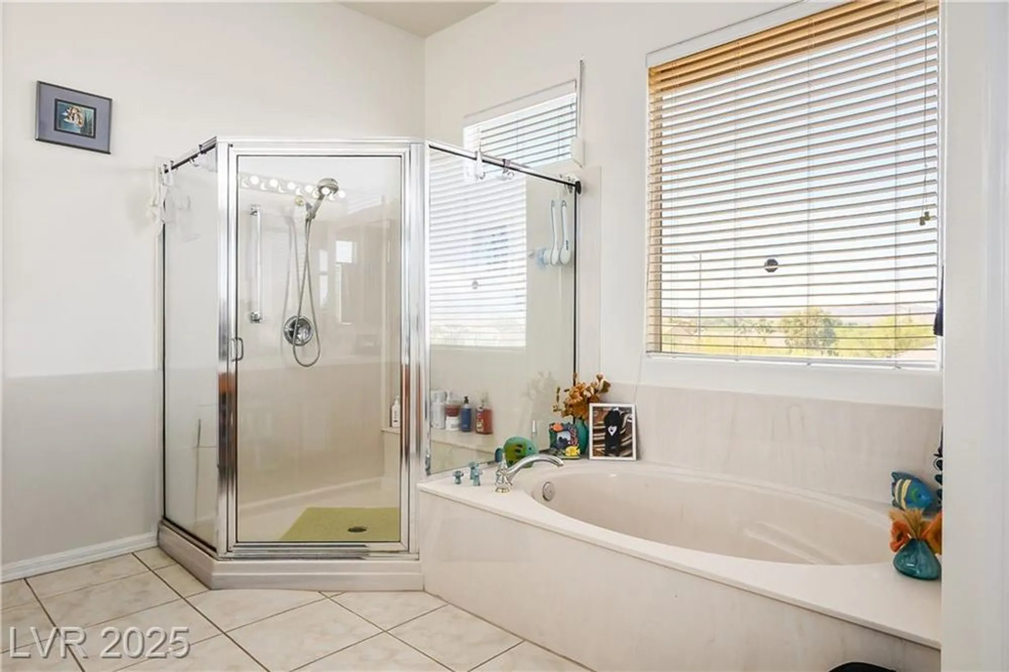 Property Slideshow image 15 of 57 | 2962 gettysburg ave, Henderson, NV, 89052