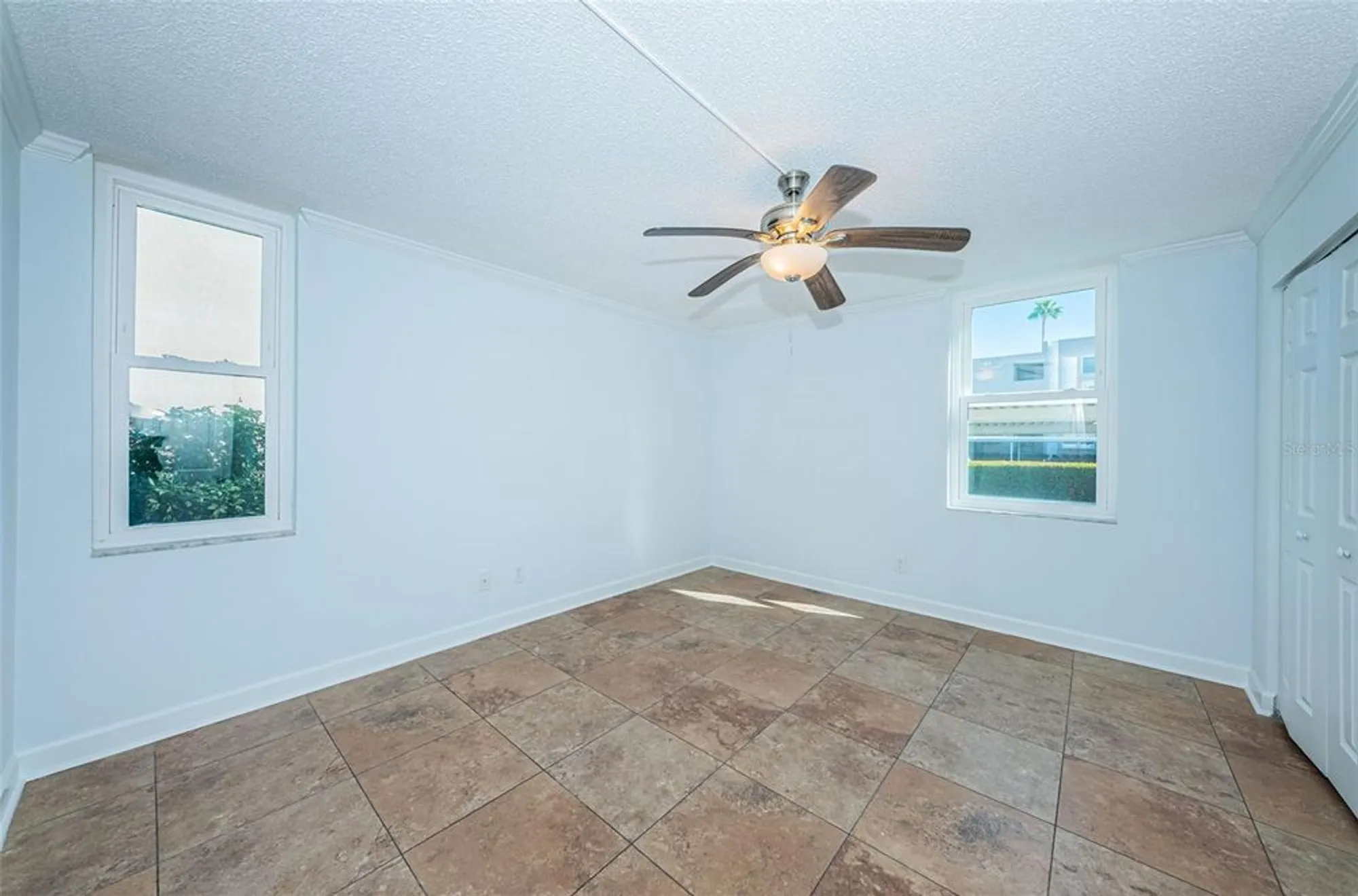 Property Slideshow image 23 of 90 | 7420 bay island dr 171, South Pasadena, FL, 33707