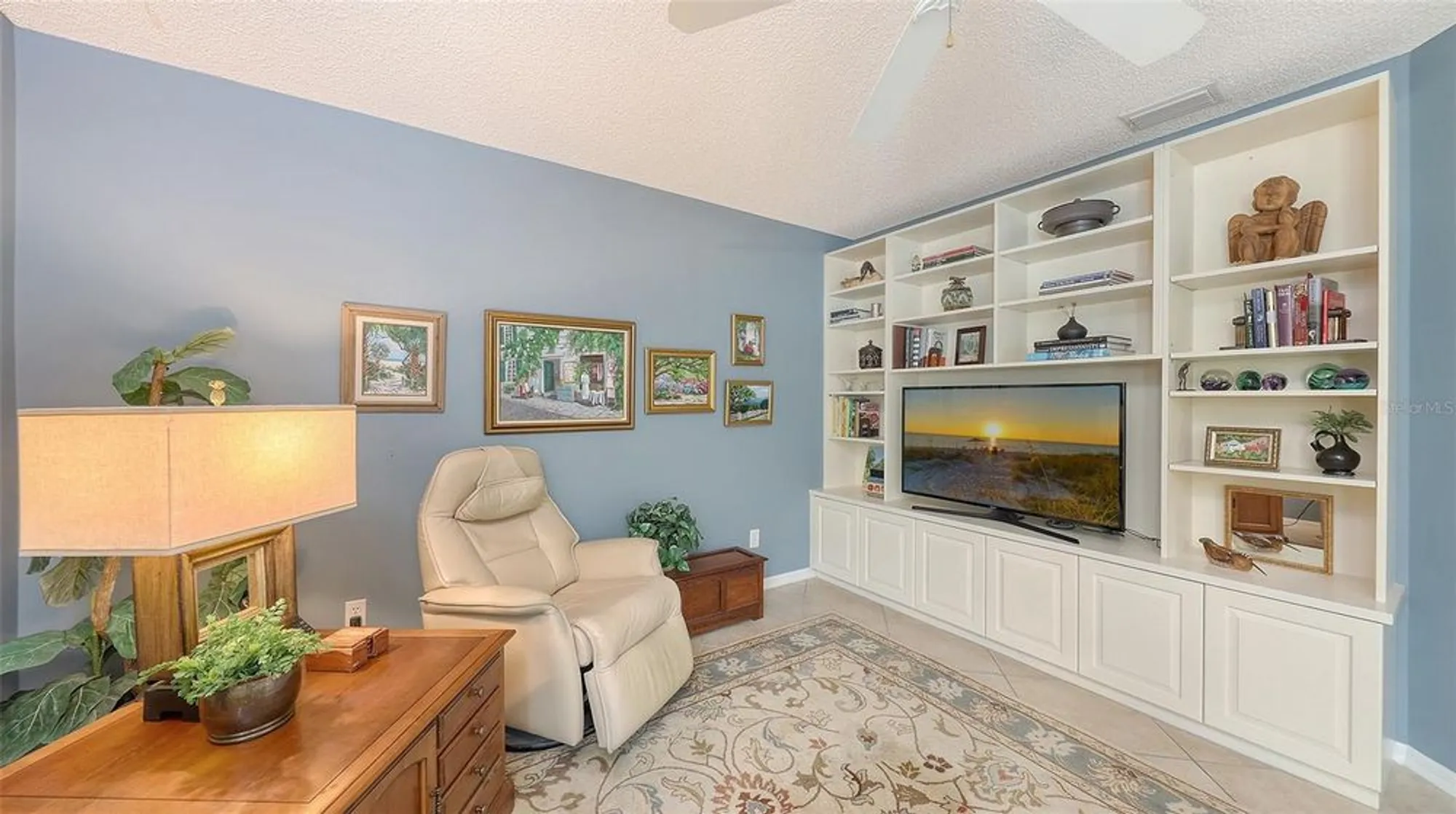 Property Slideshow image 13 of 35 | 5568 country club way, Sarasota, FL, 34243