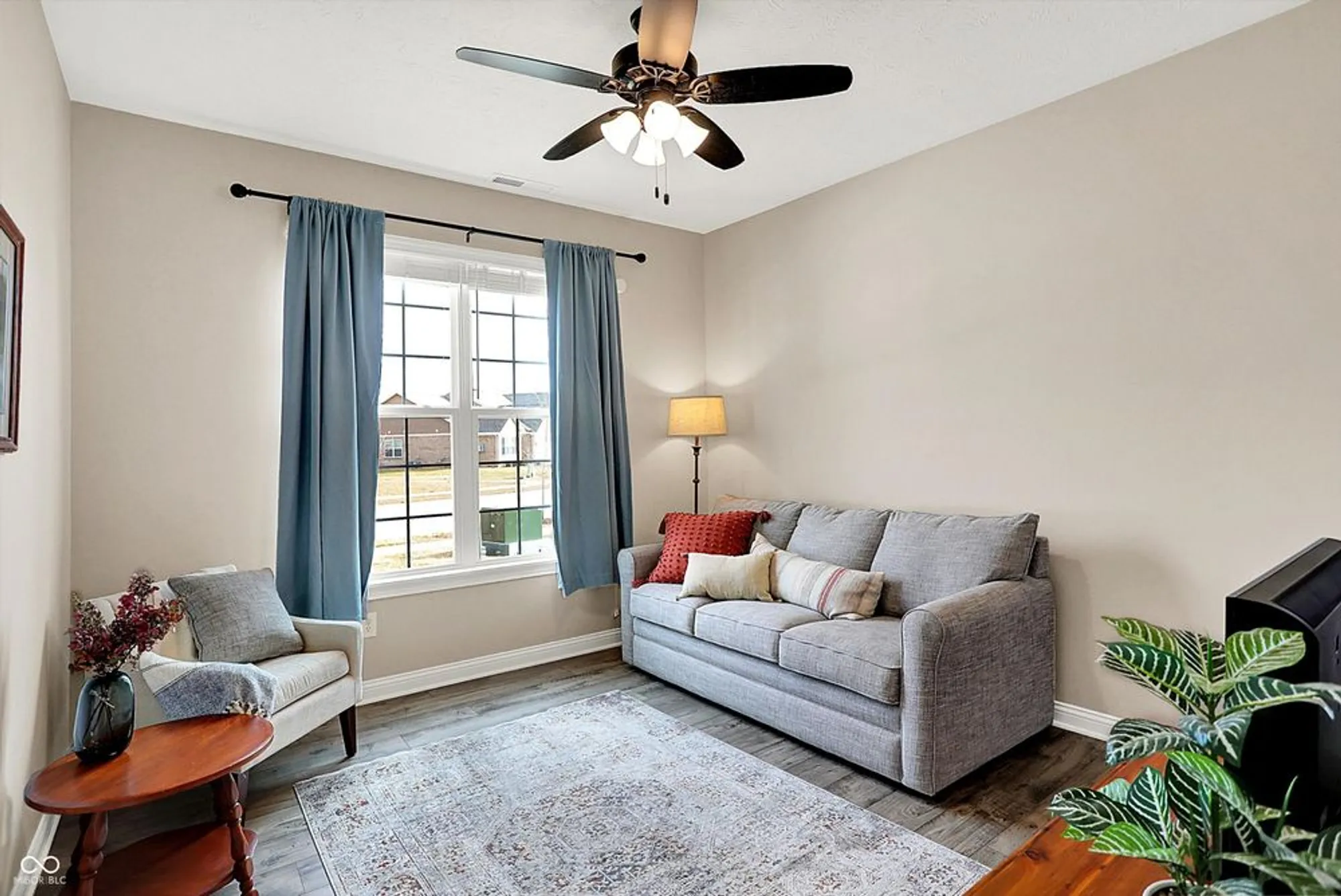 Property Slideshow image 9 of 29 | 1684 hedley way w, Avon, IN, 46123