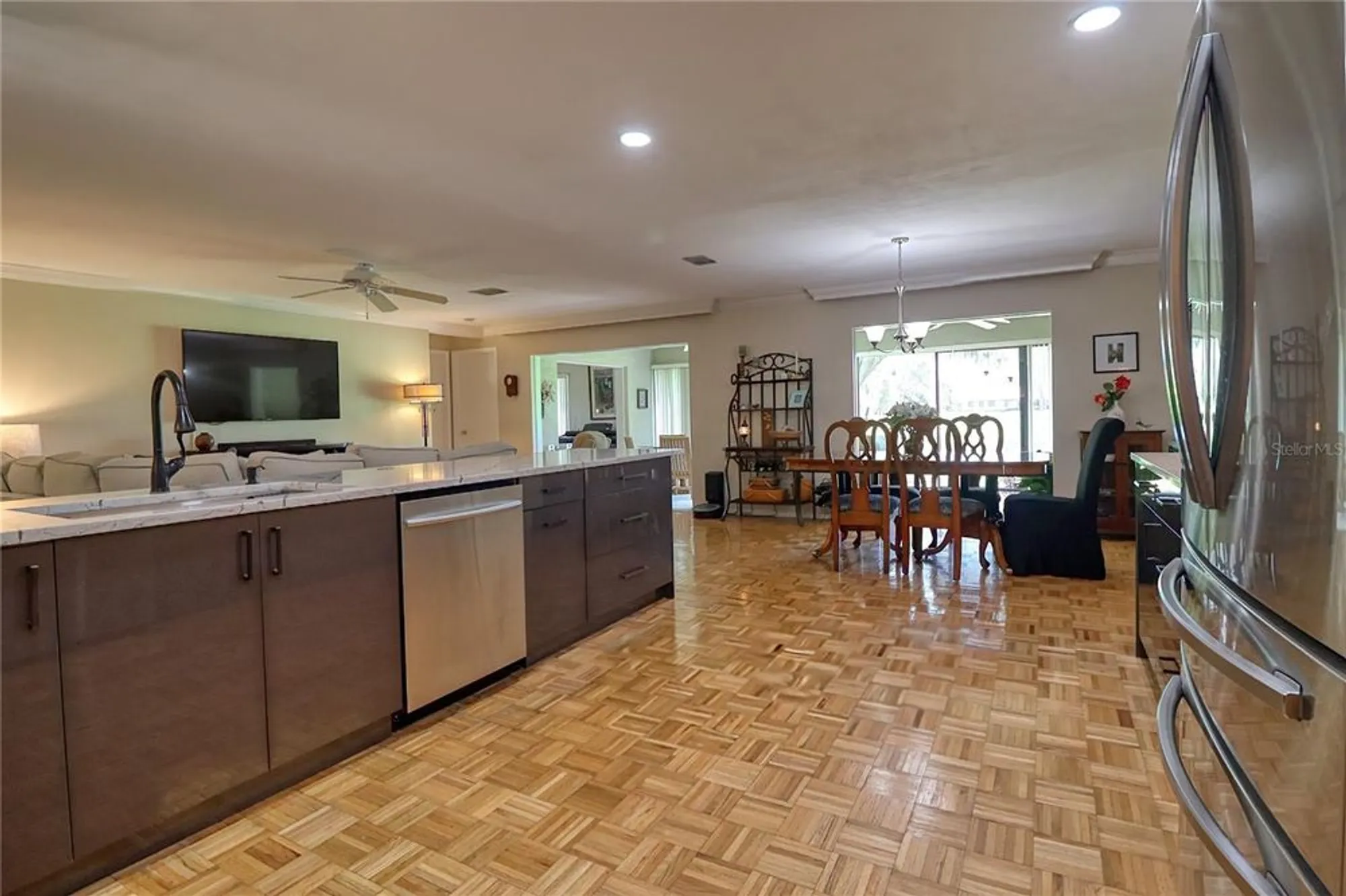 Property Slideshow image 20 of 77 | 7149 fairway bend cir, Sarasota, FL, 34243