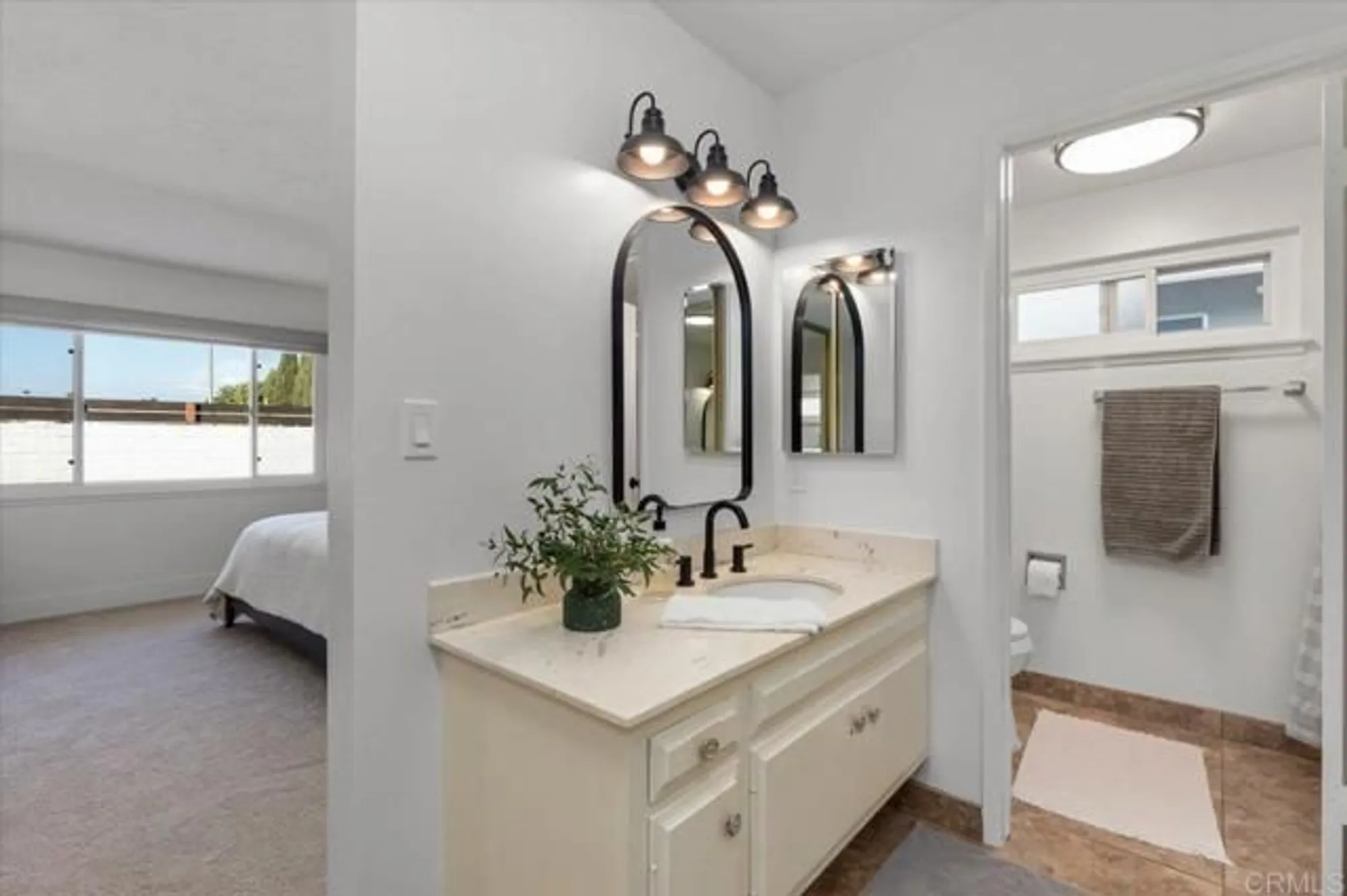 Property Slideshow image 15 of 75 | 1267 discovery st, San Marcos, CA, 92078