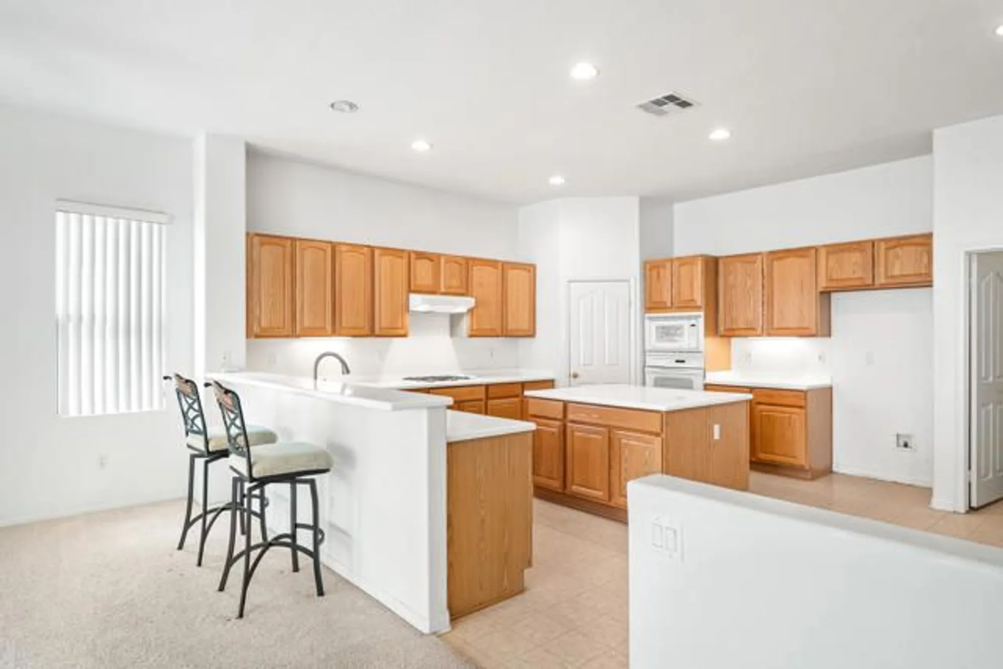 Property Slideshow image 13 of 49 | 80157 royal birkdale dr, Indio, CA, 92201