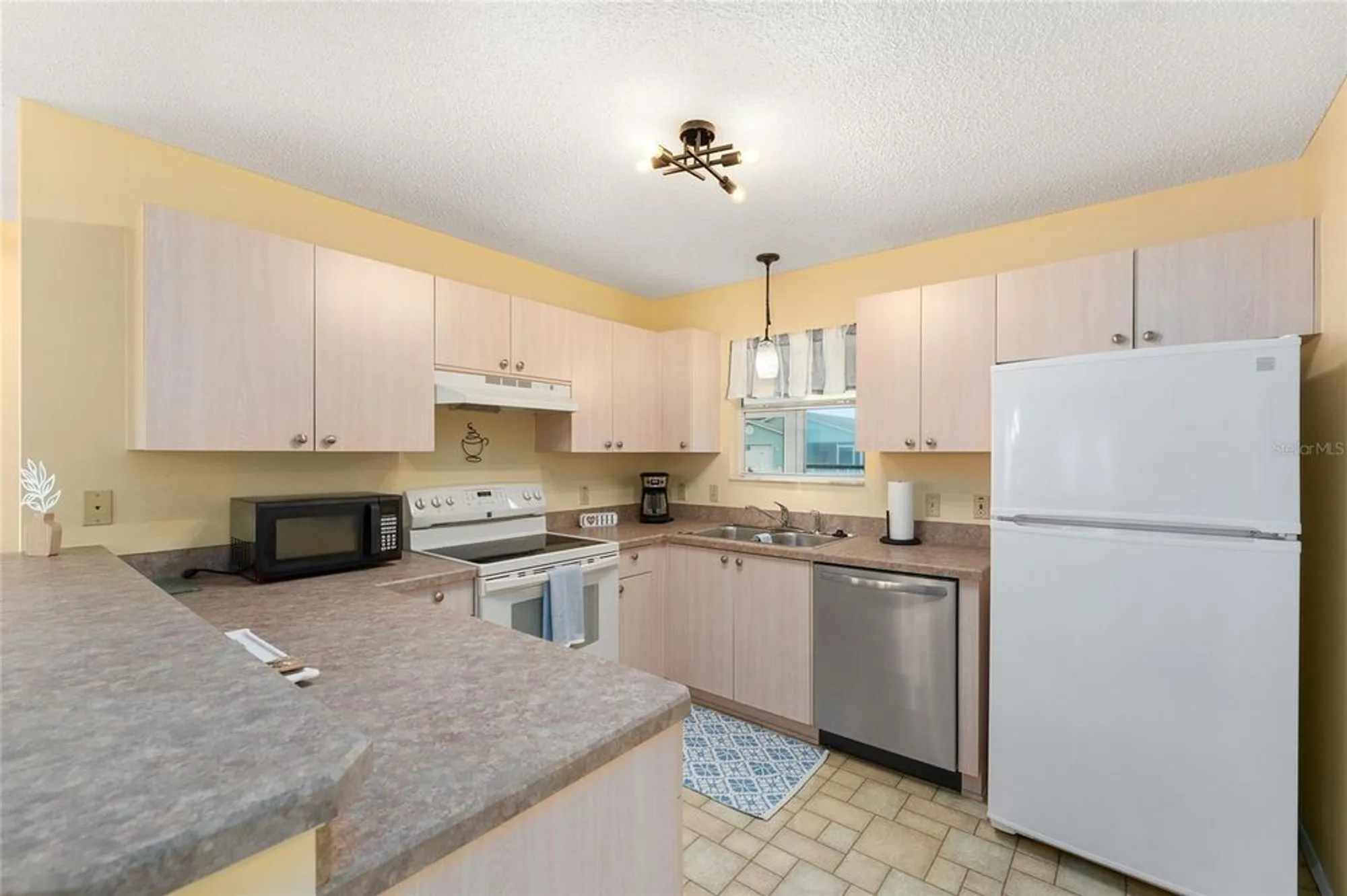 Property Slideshow image 20 of 30 | 1708 moreno pl, The Villages, FL, 32159