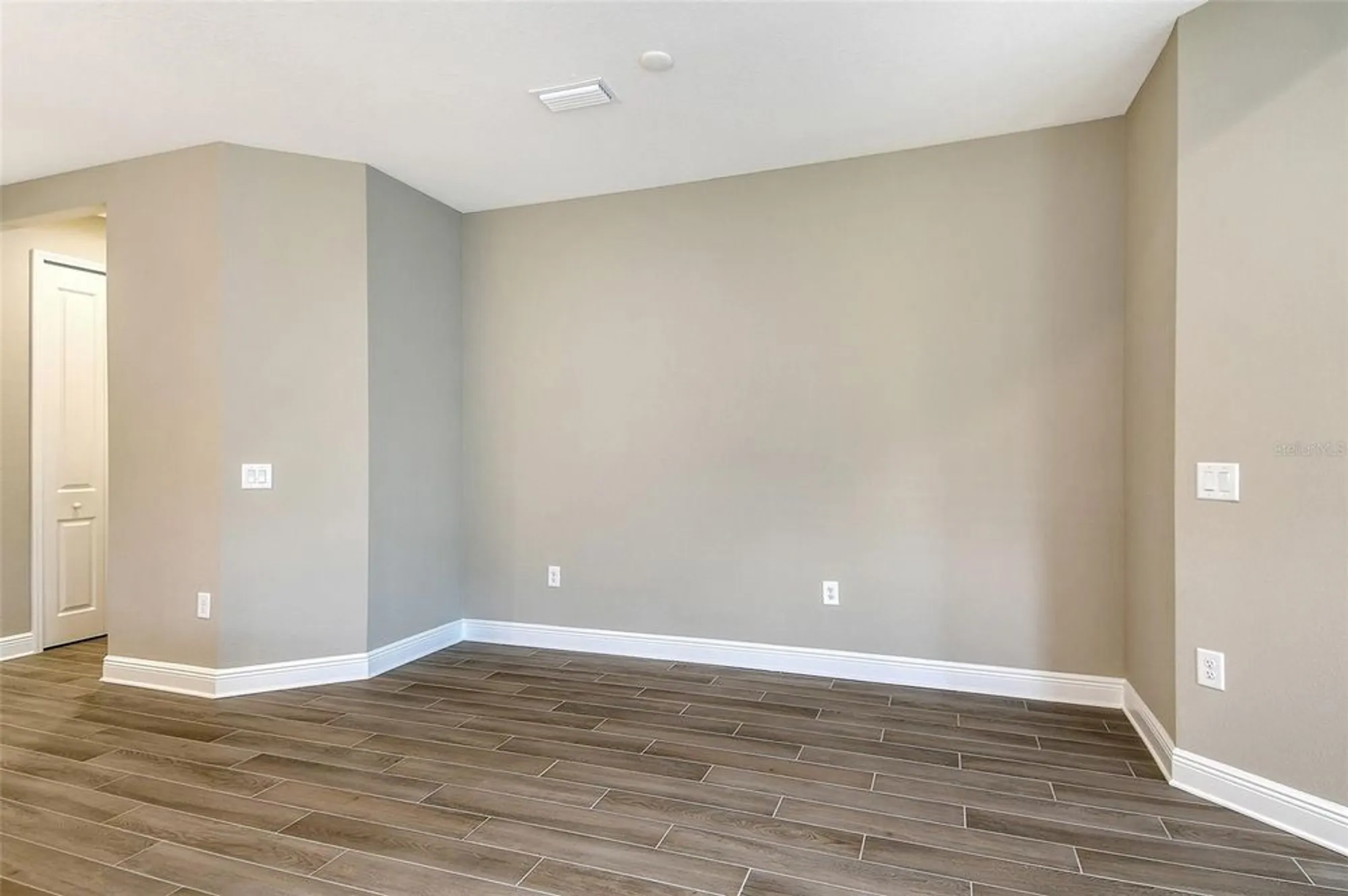 Property Slideshow image 20 of 35 | 12709 palatka dr, Venice, FL, 34293