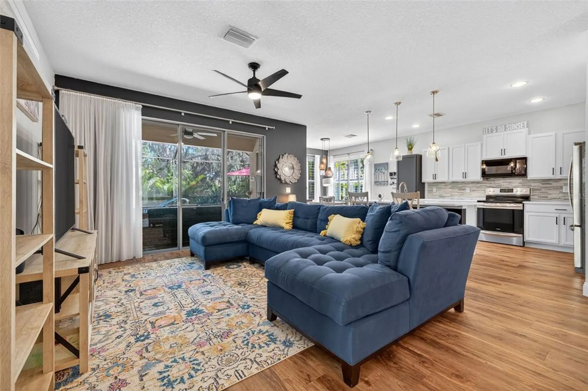 Property Slideshow image 7 of 55 | 359 laurel falls dr, Apollo Beach, FL, 33572