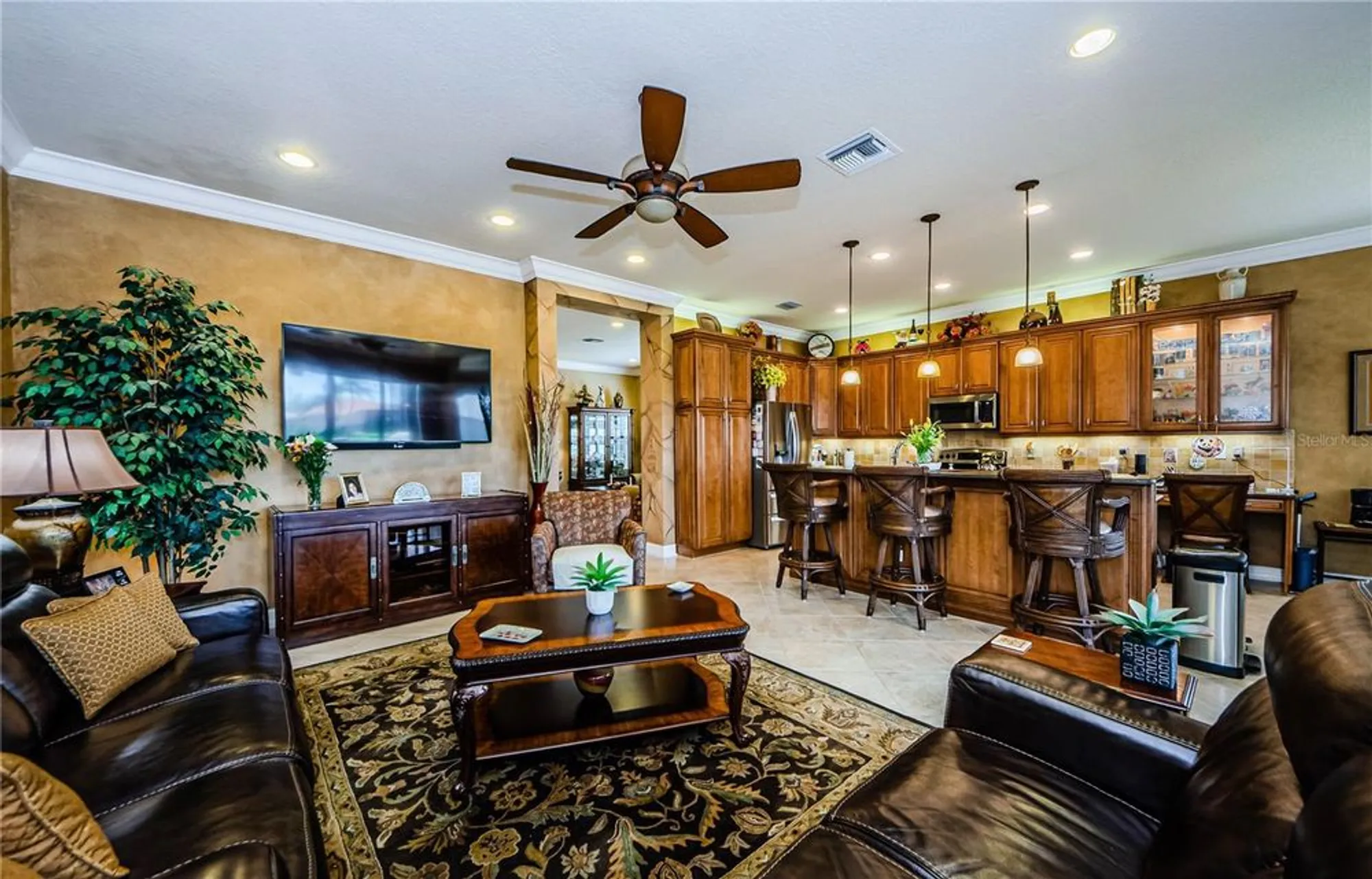 Property Slideshow image 13 of 96 | 4918 sandy brook cir, Wimauma, FL, 33598