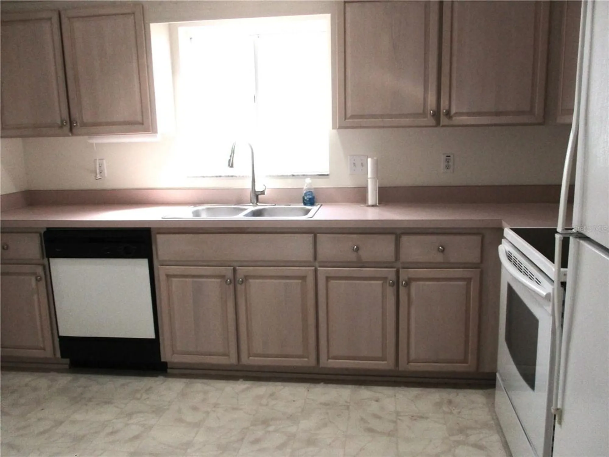 Property Slideshow image 13 of 81 | 11287 sw 136th pl, Dunnellon, FL, 34432